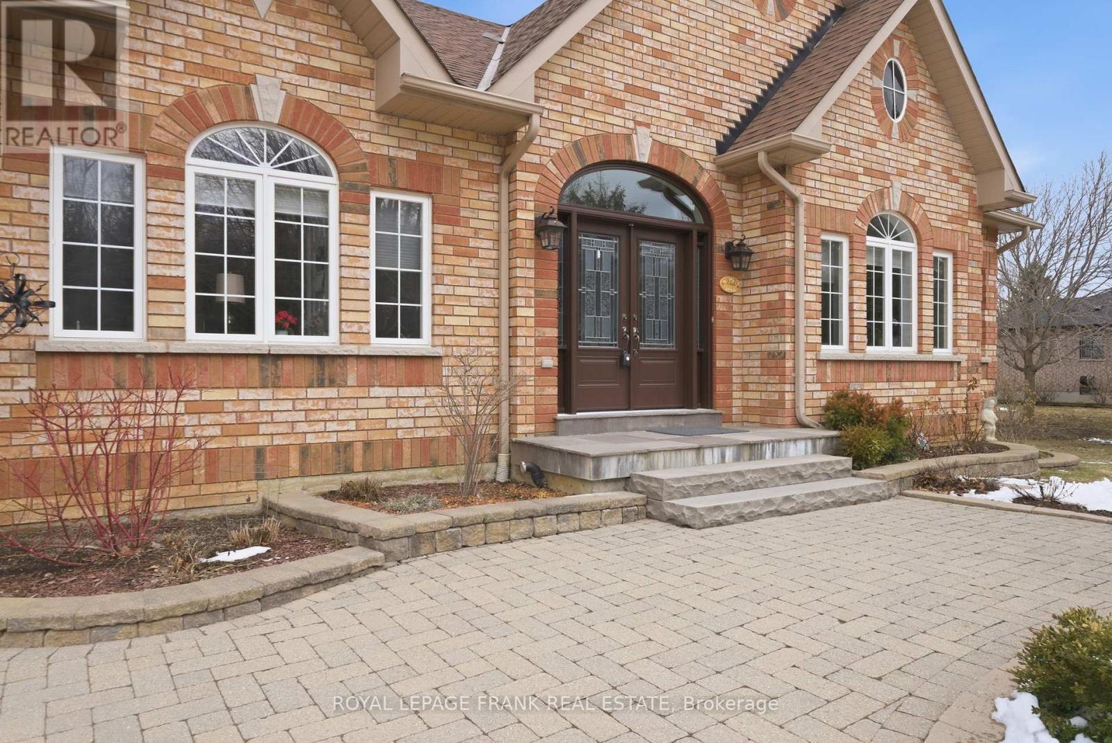 












197 MCGILL DRIVE

,
Kawartha Lakes (Janetville),




Ontario
K9V4R4

