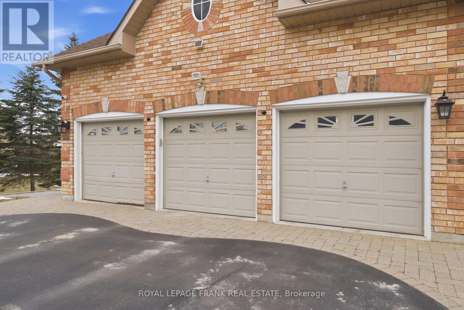 












197 MCGILL DRIVE

,
Kawartha Lakes (Janetville),




Ontario
K9V4R4

