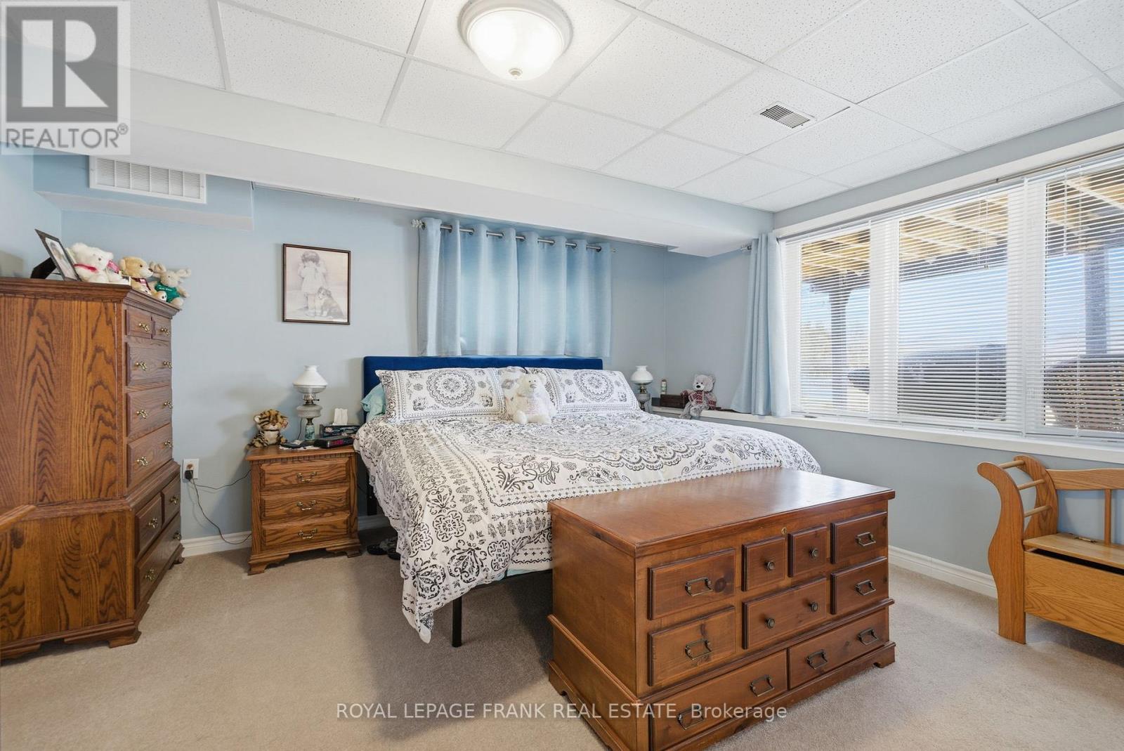 












197 MCGILL DRIVE

,
Kawartha Lakes (Janetville),




Ontario
K9V4R4

