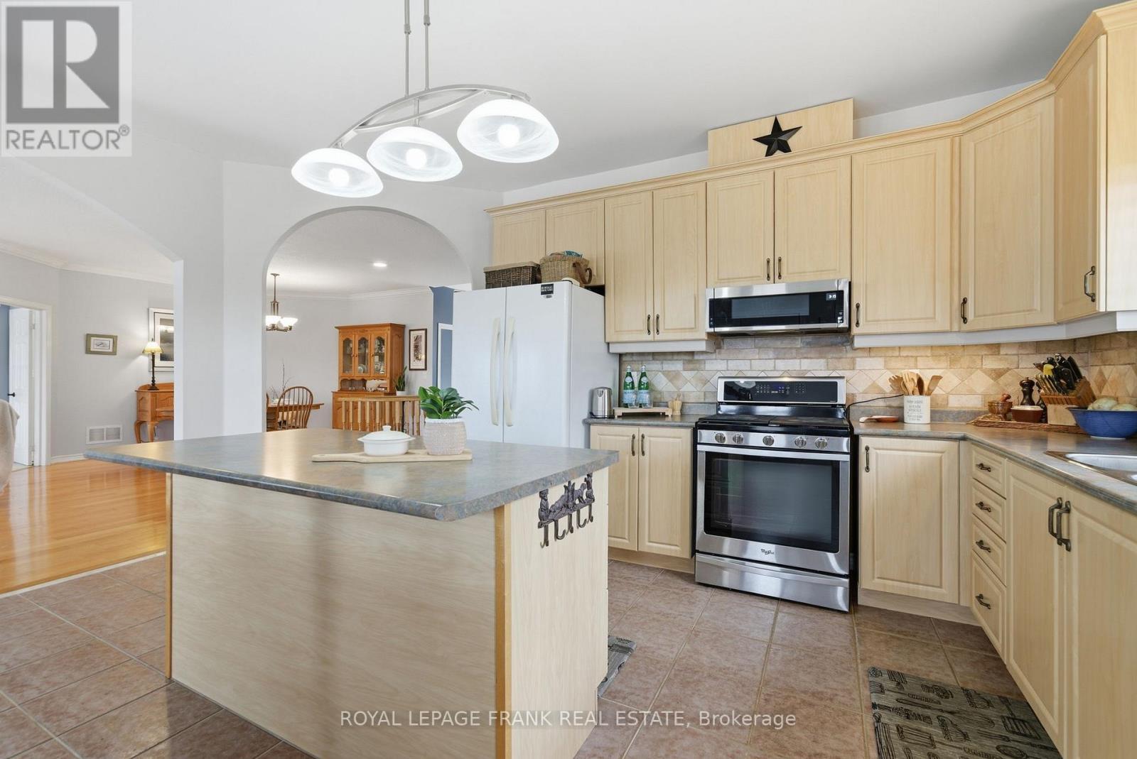 












197 MCGILL DRIVE

,
Kawartha Lakes (Janetville),




Ontario
K9V4R4

