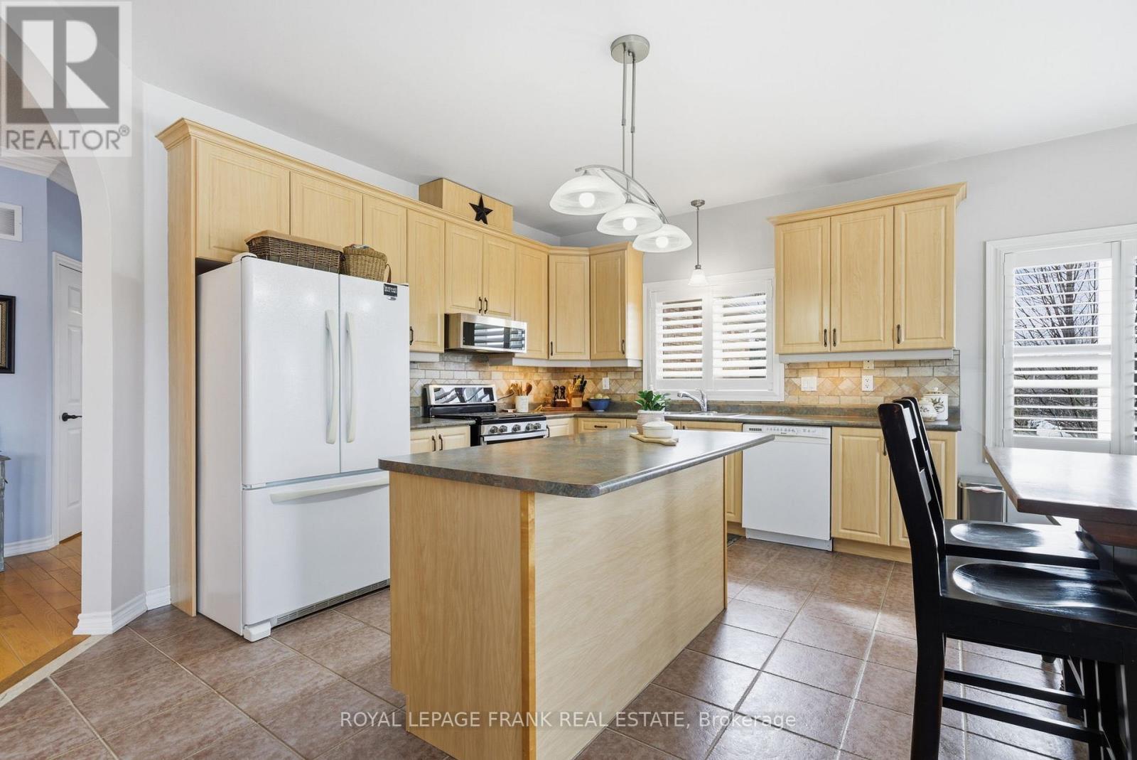 












197 MCGILL DRIVE

,
Kawartha Lakes (Janetville),




Ontario
K9V4R4

