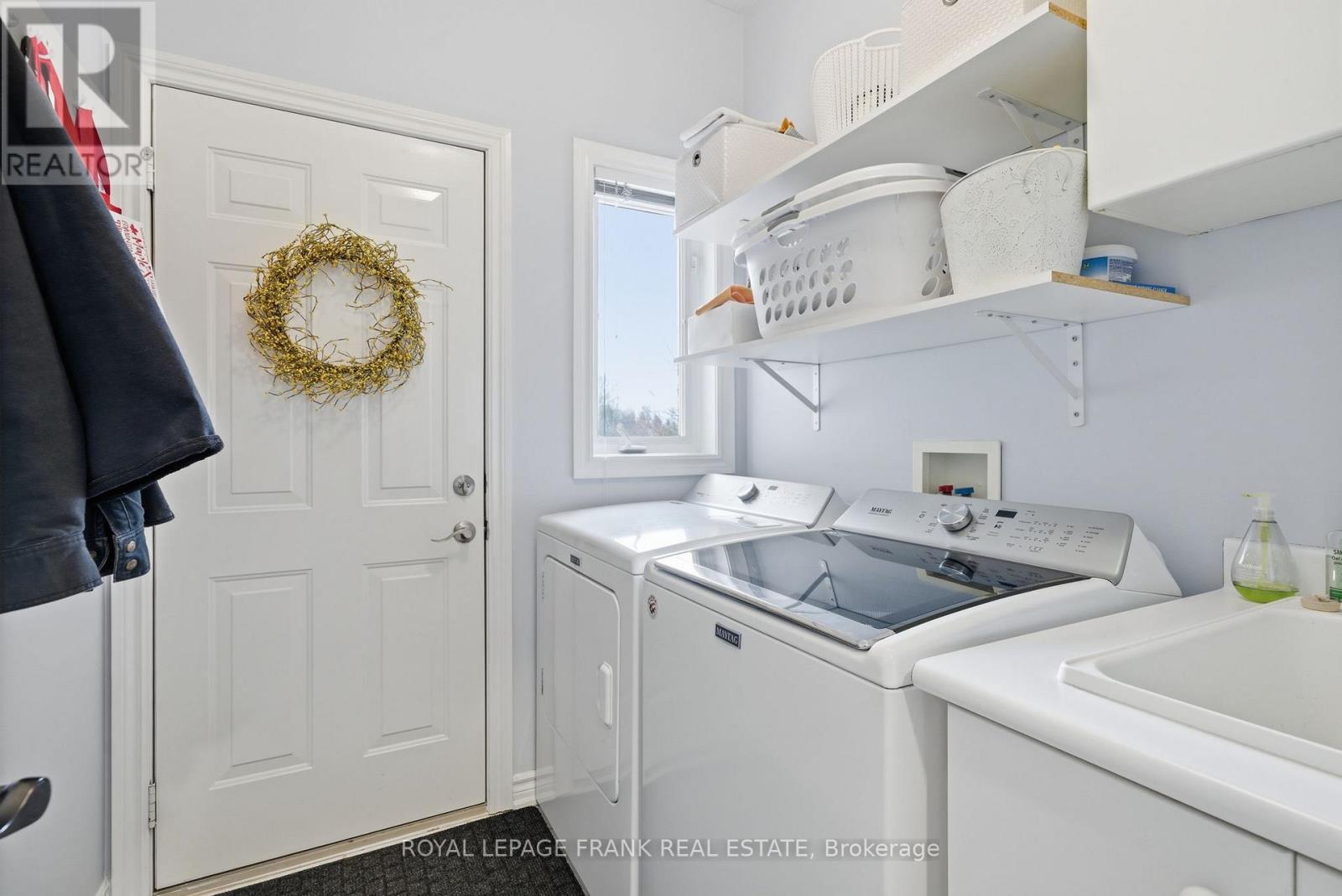 












197 MCGILL DRIVE

,
Kawartha Lakes (Janetville),




Ontario
K9V4R4

