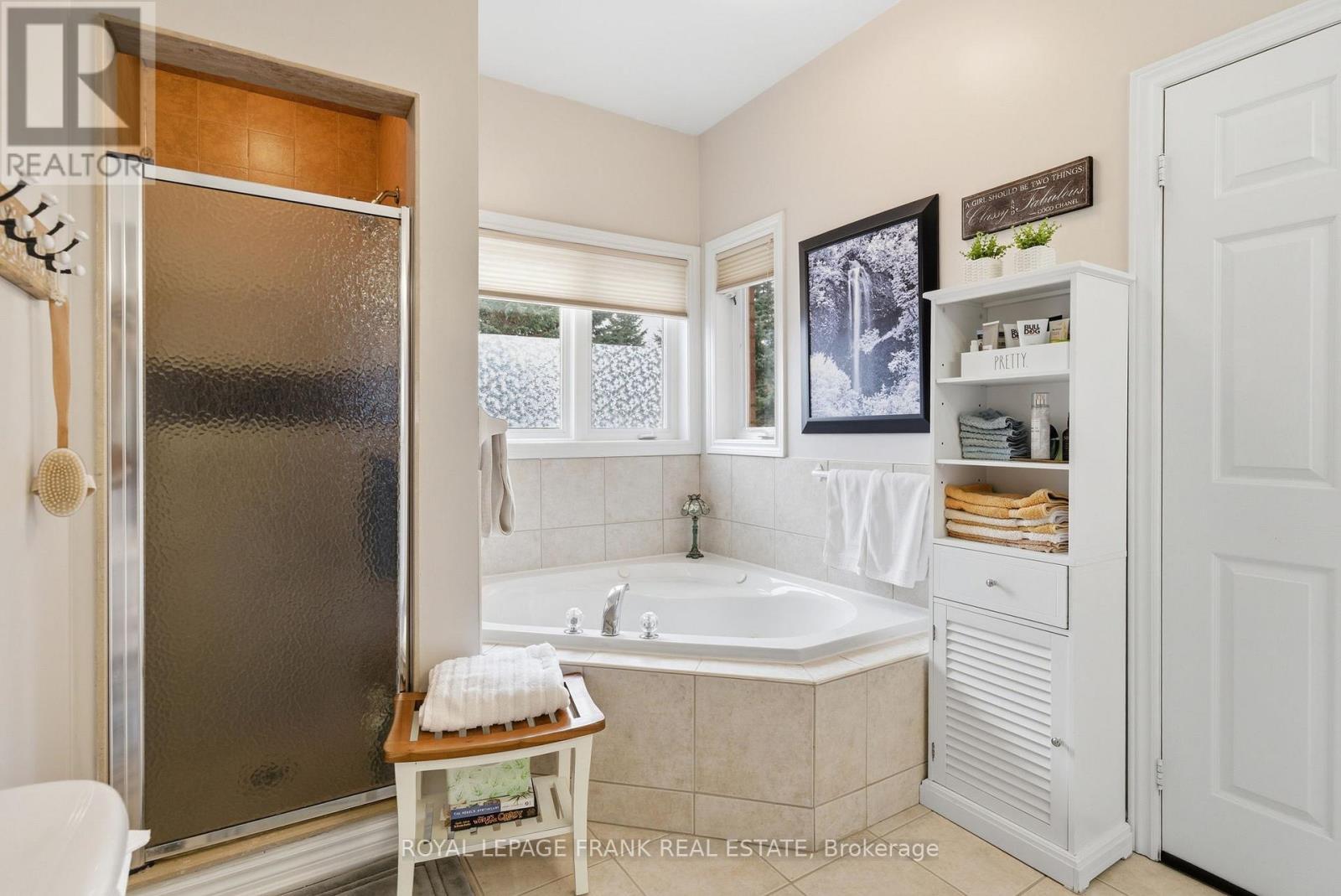 












197 MCGILL DRIVE

,
Kawartha Lakes (Janetville),




Ontario
K9V4R4

