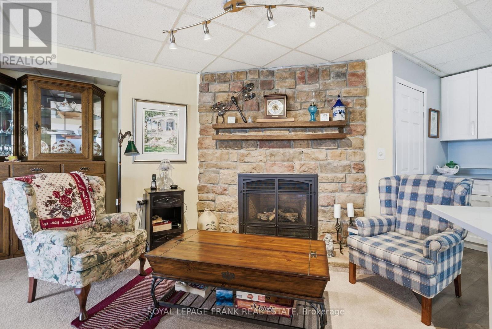 












197 MCGILL DRIVE

,
Kawartha Lakes (Janetville),




Ontario
K9V4R4

