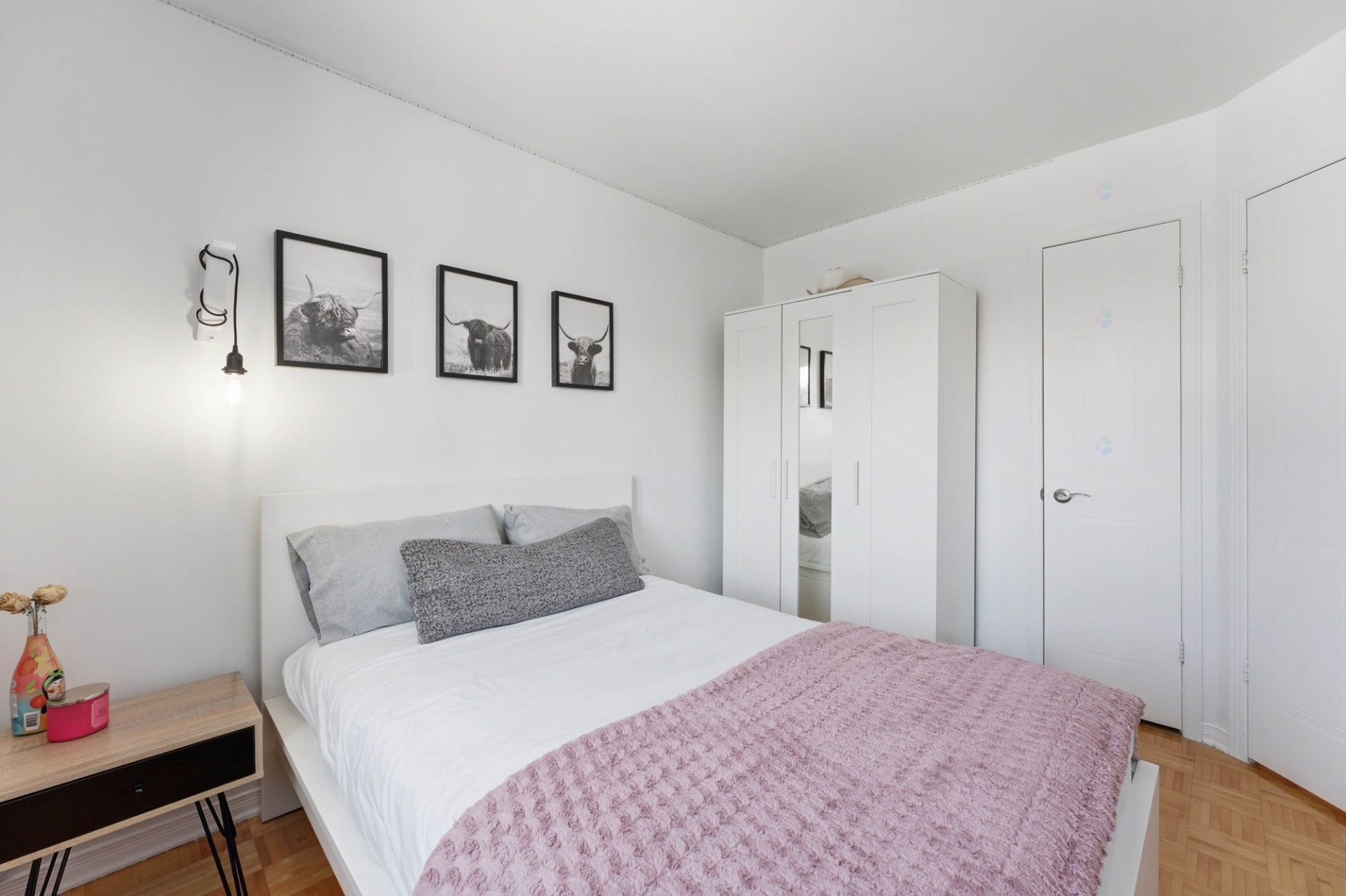 









3298


Rue de Bergerac

,
Longueuil (Le Vieux-Longueuil),




QC
J4M2X8

