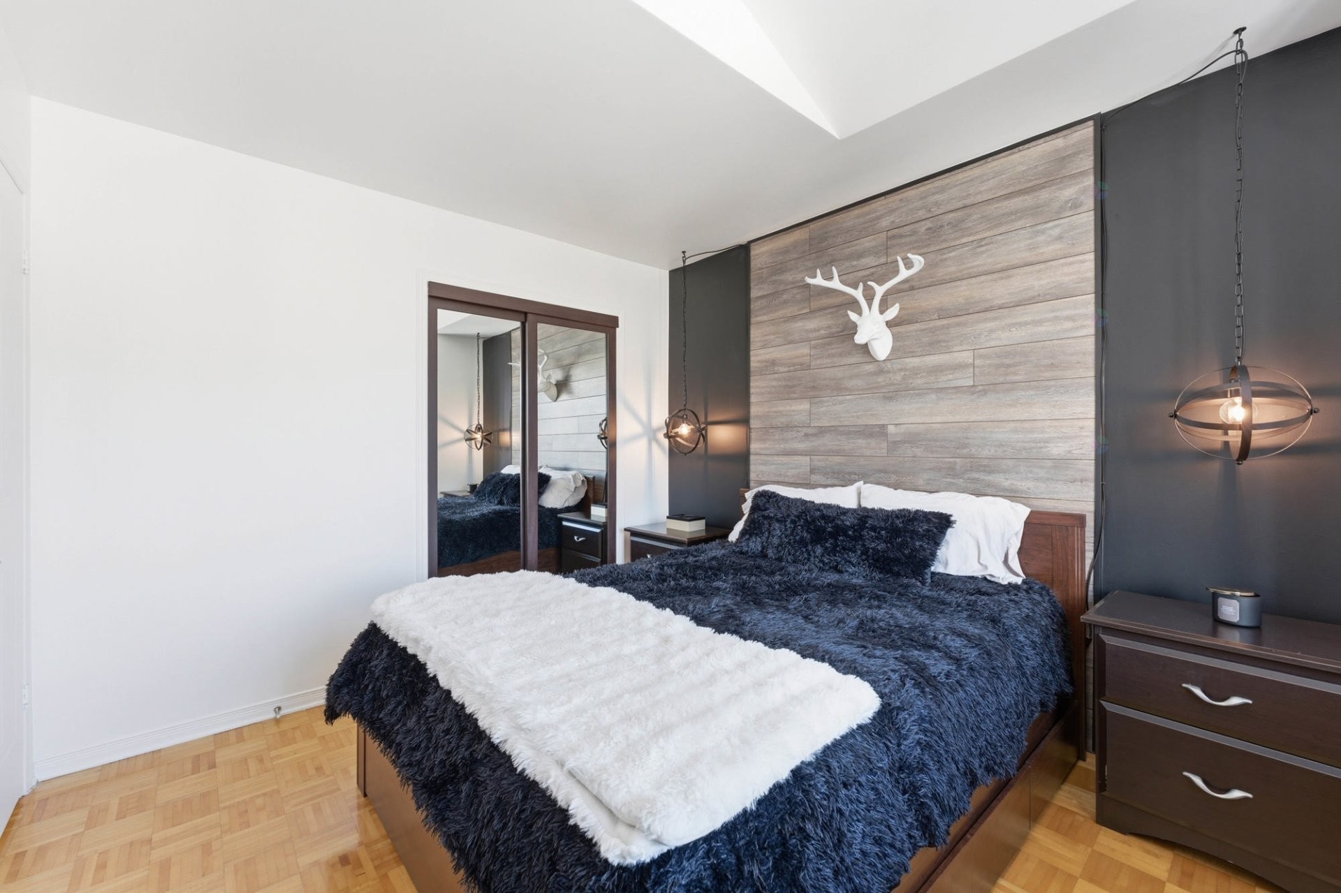









3298


Rue de Bergerac

,
Longueuil (Le Vieux-Longueuil),




QC
J4M2X8

