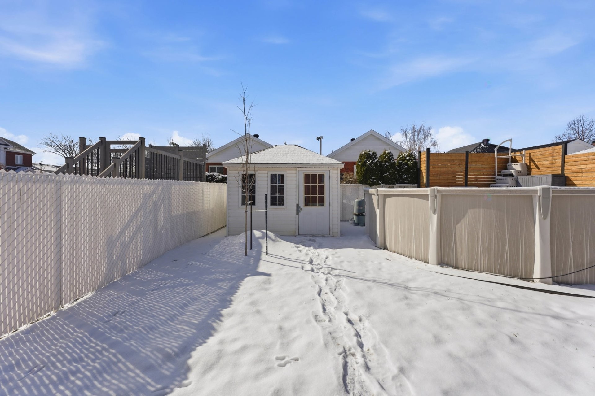 









3298


Rue de Bergerac

,
Longueuil (Le Vieux-Longueuil),




QC
J4M2X8

