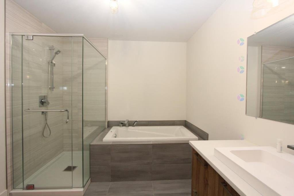 









3888


Rue Bernard-Hubert

,
Longueuil (Saint-Hubert),




QC
J3Y0R3

