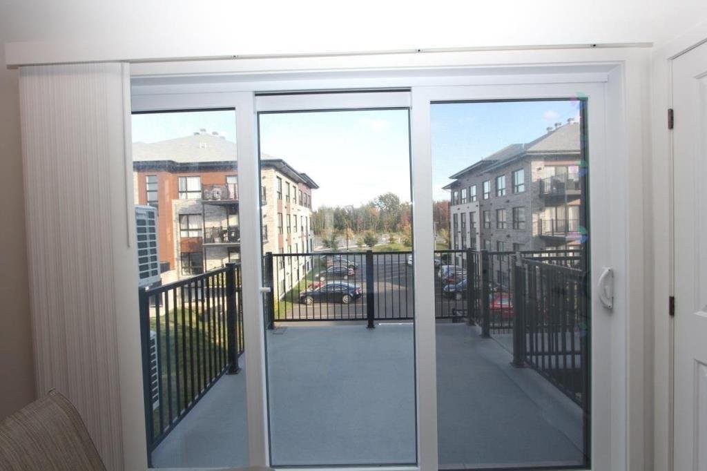 









3888


Rue Bernard-Hubert

,
Longueuil (Saint-Hubert),




QC
J3Y0R3

