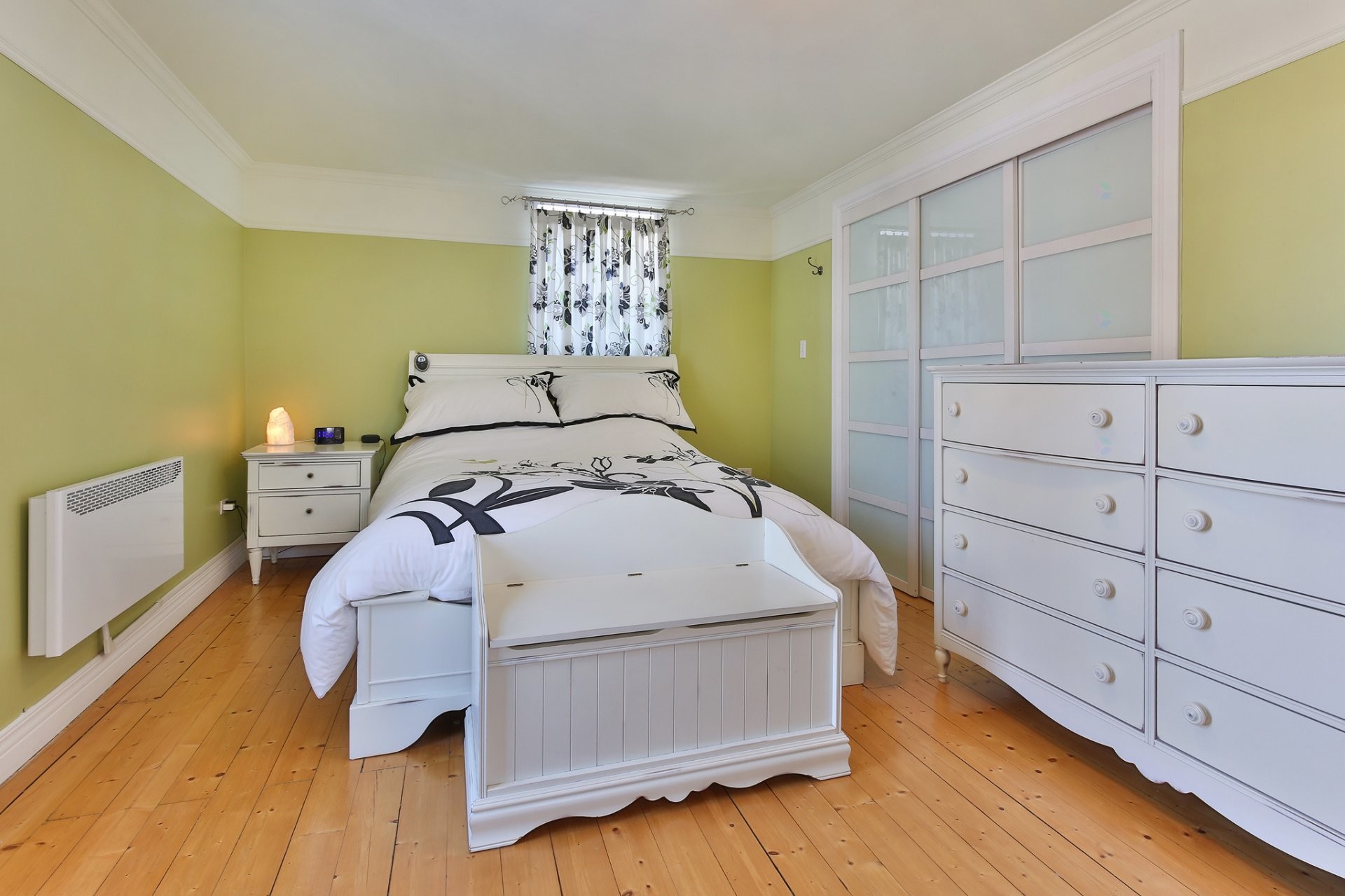 









203


Route 221 S.

,
Lacolle,




QC
J0J1J0

