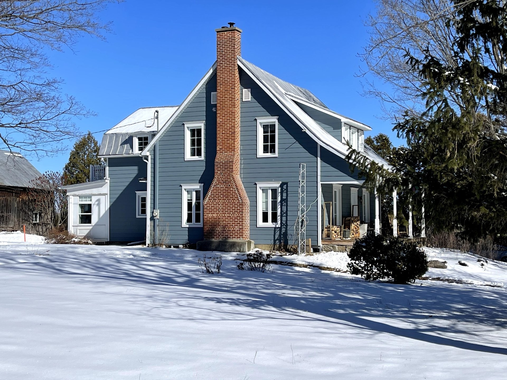 









203


Route 221 S.

,
Lacolle,




QC
J0J1J0

