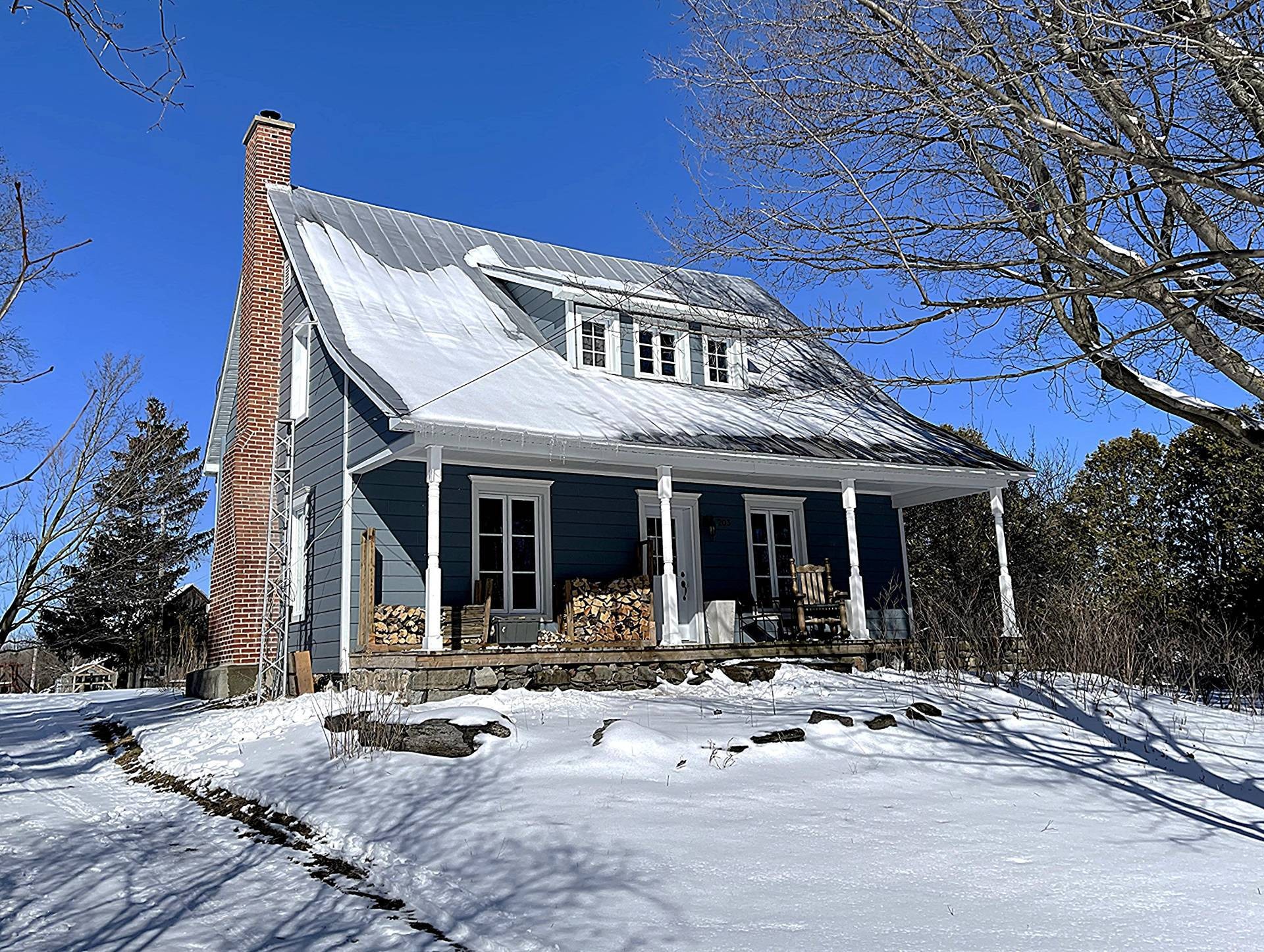 









203


Route 221 S.

,
Lacolle,




QC
J0J1J0

