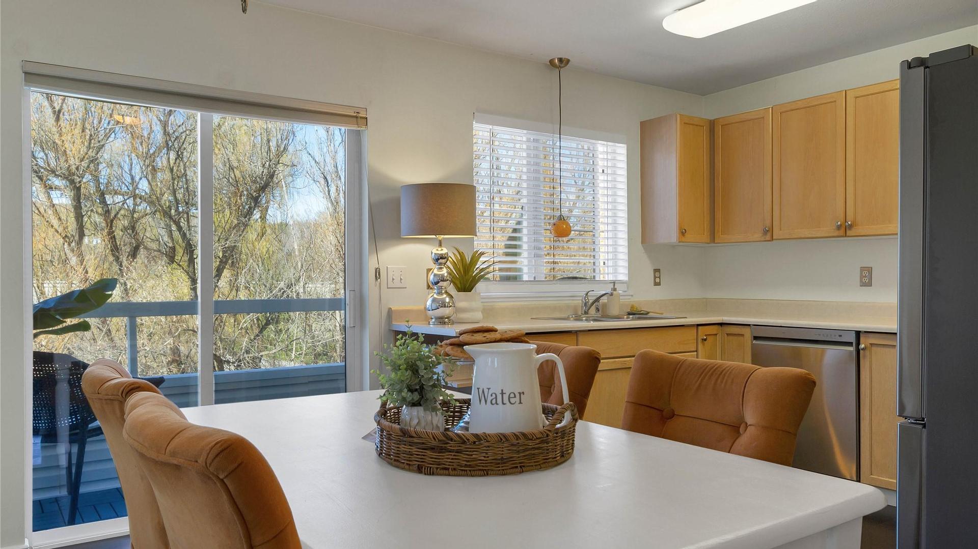 









505


Browne

Road, 201,
Vernon,




BC
V1T 7M2

