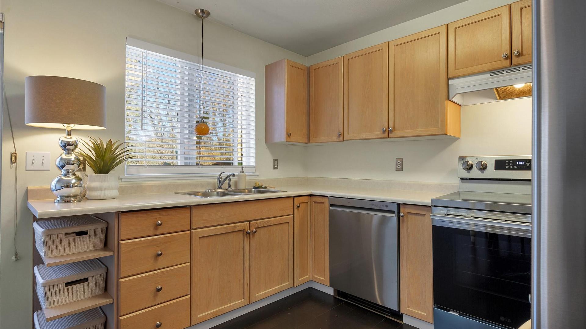 









505


Browne

Road, 201,
Vernon,




BC
V1T 7M2

