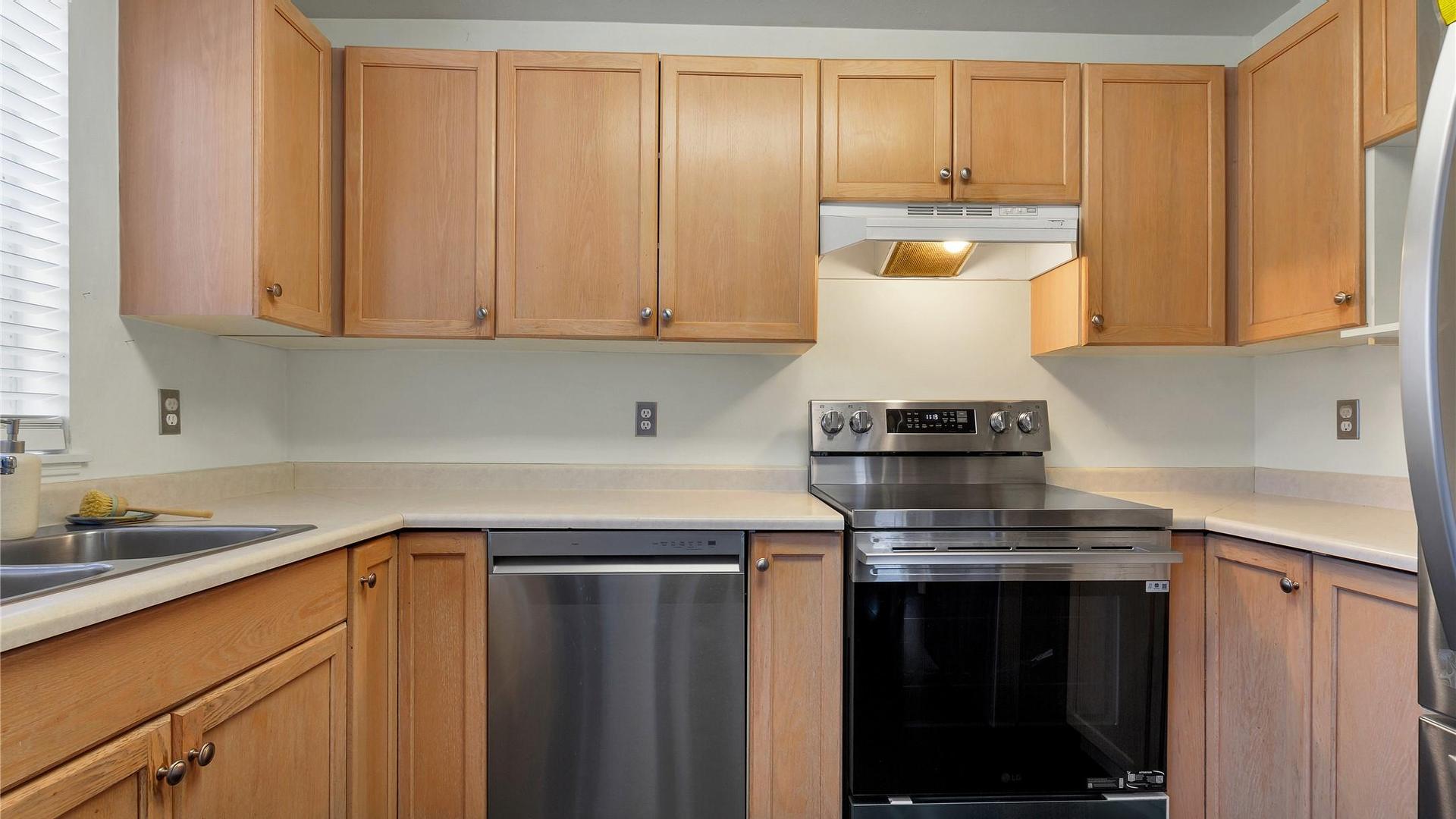 









505


Browne

Road, 201,
Vernon,




BC
V1T 7M2

