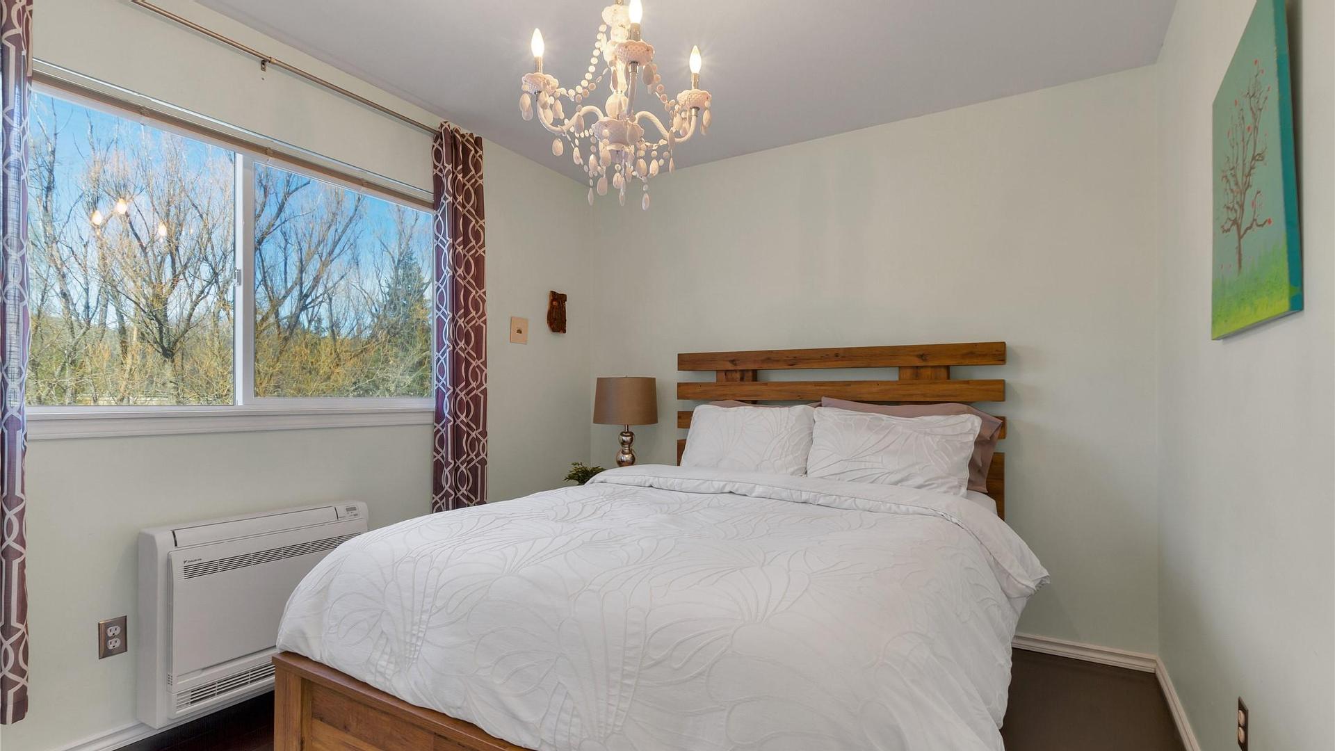 









505


Browne

Road, 201,
Vernon,




BC
V1T 7M2

