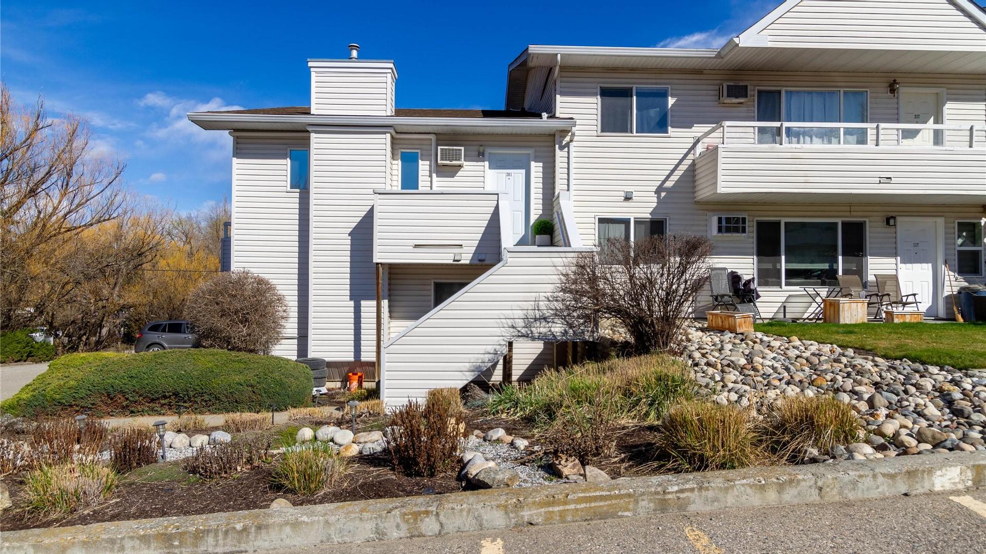 









505


Browne

Road, 201,
Vernon,




BC
V1T 7M2

