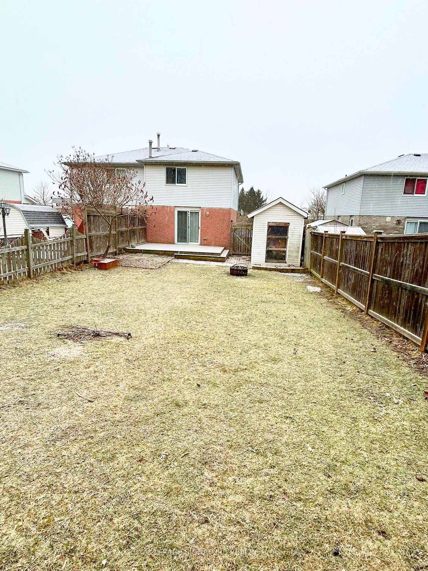 









276


Benesfort

Crescent,
Kitchener,




ON
N2N 3B5

