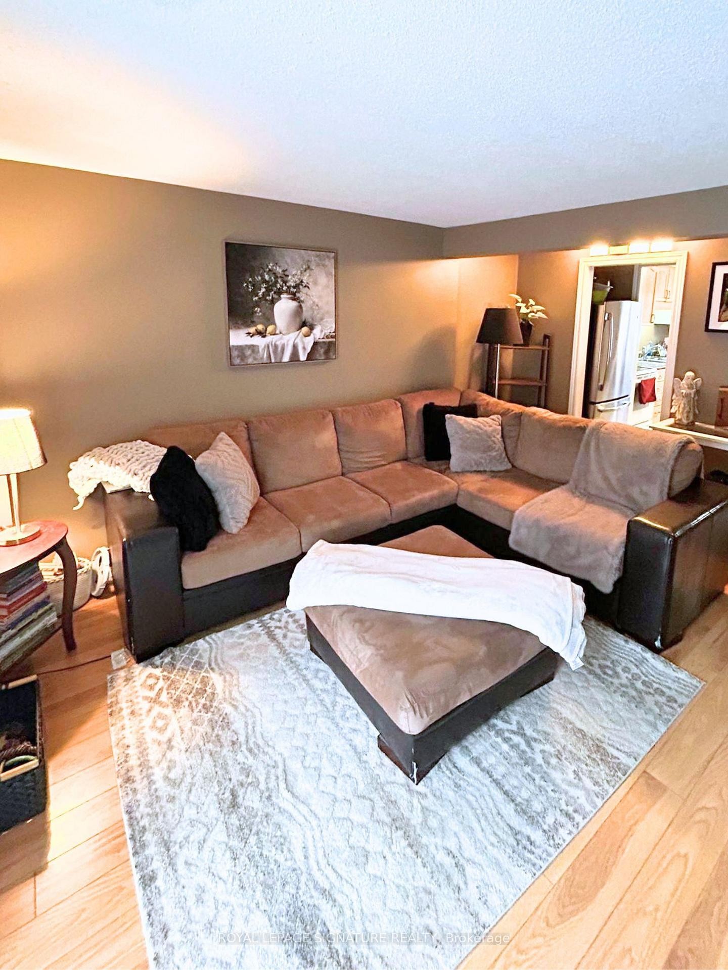 









276


Benesfort

Crescent,
Kitchener,




ON
N2N 3B5

