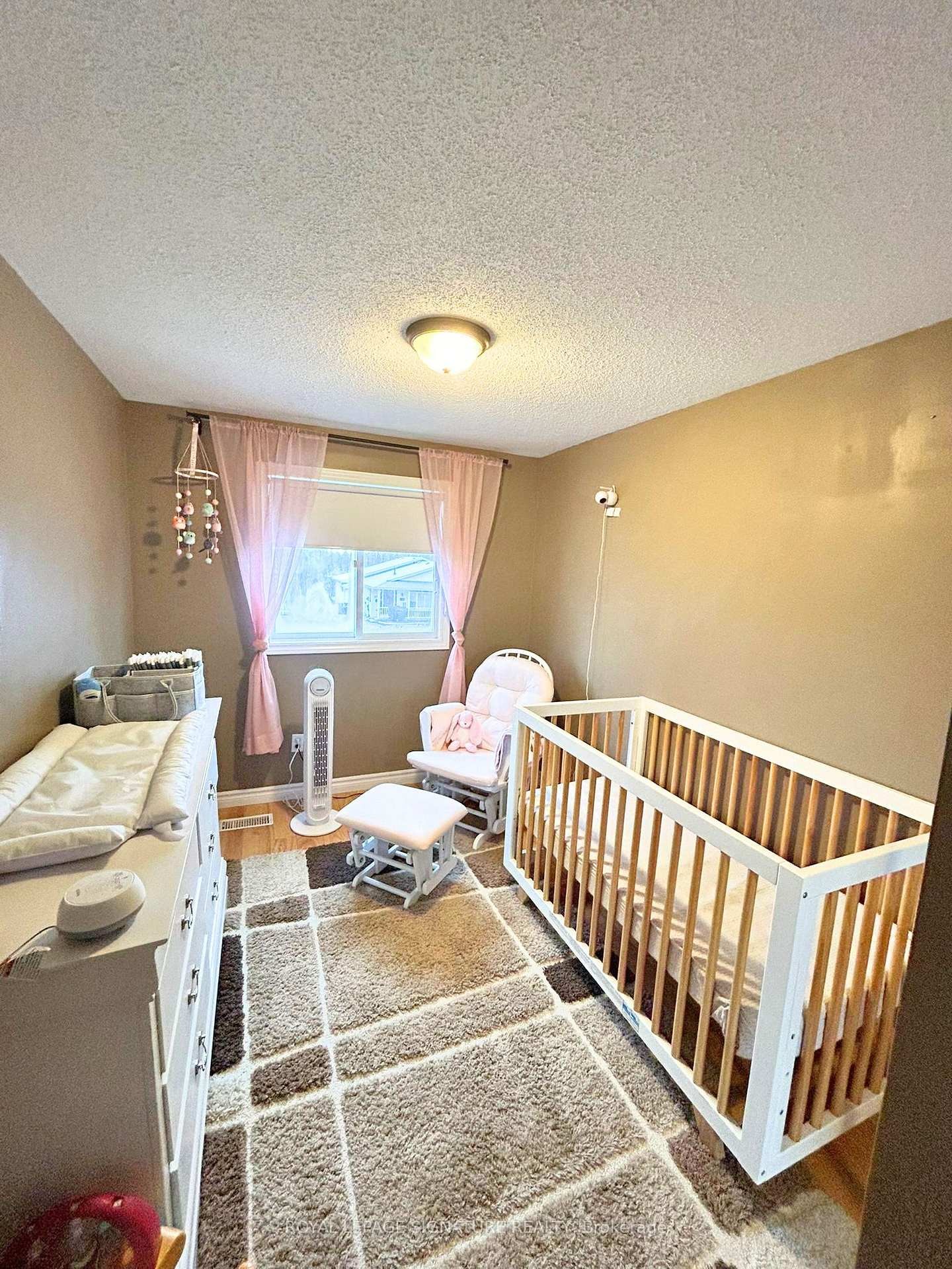 









276


Benesfort

Crescent,
Kitchener,




ON
N2N 3B5

