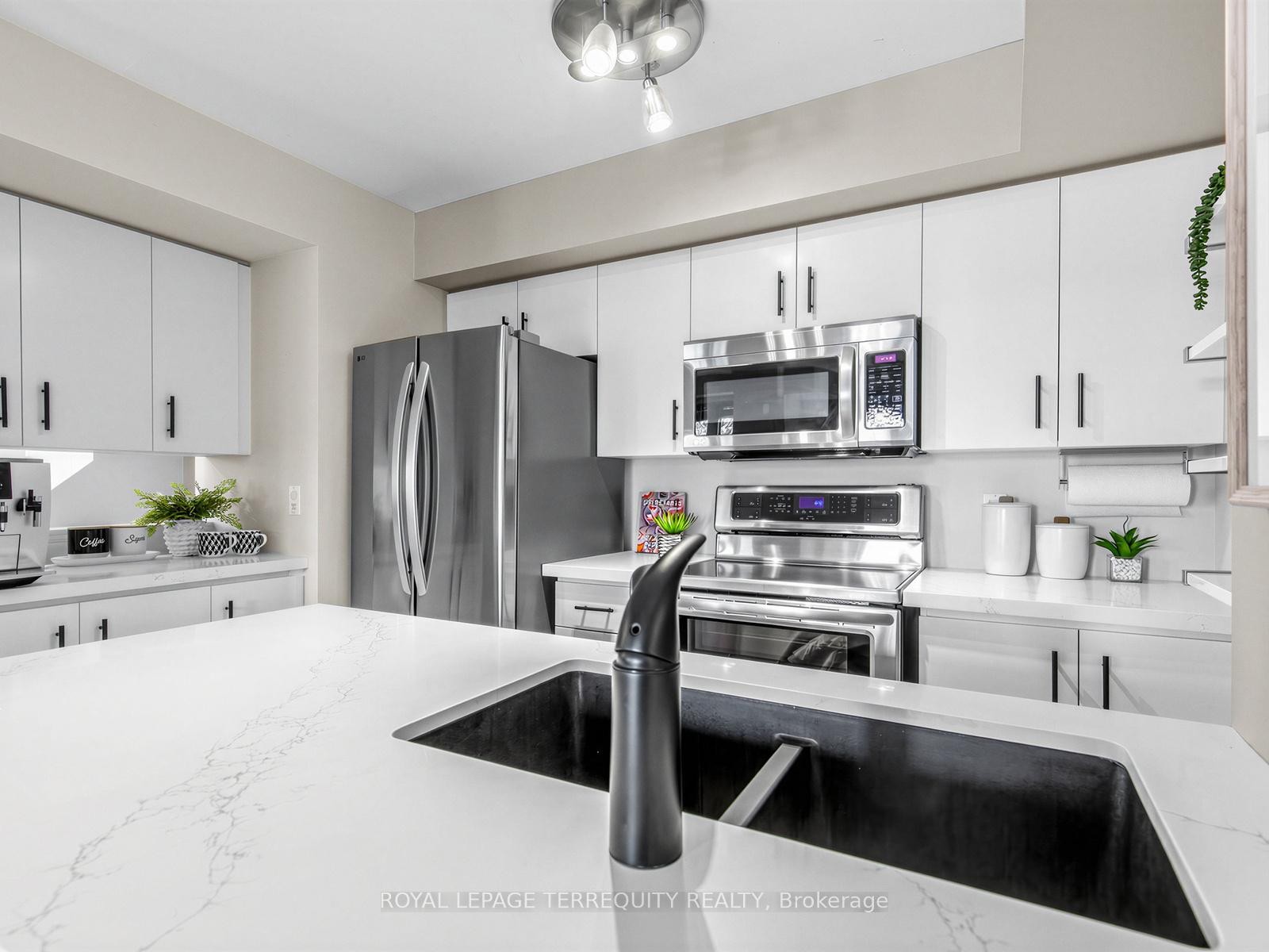 









60


Joe Shuster

Way, 301,
Toronto,




ON
M6K 1Y8

