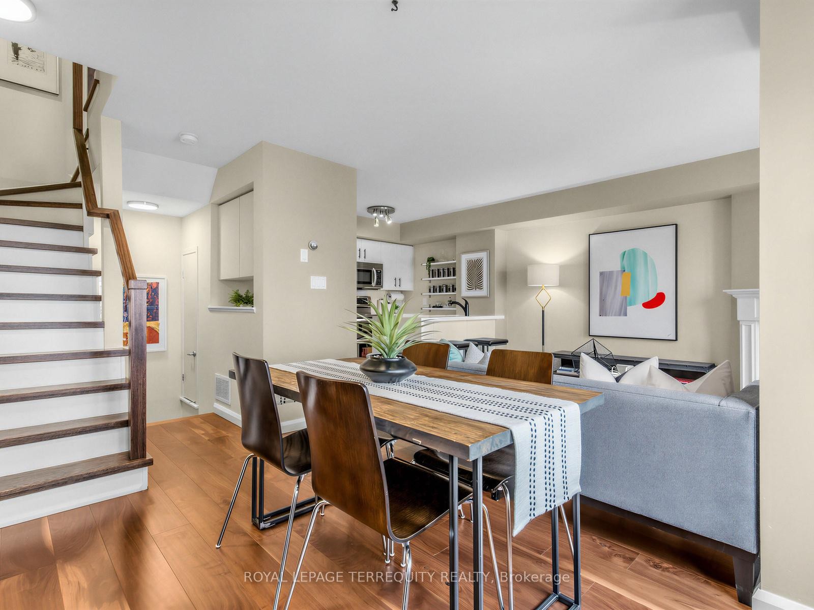 









60


Joe Shuster

Way, 301,
Toronto,




ON
M6K 1Y8

