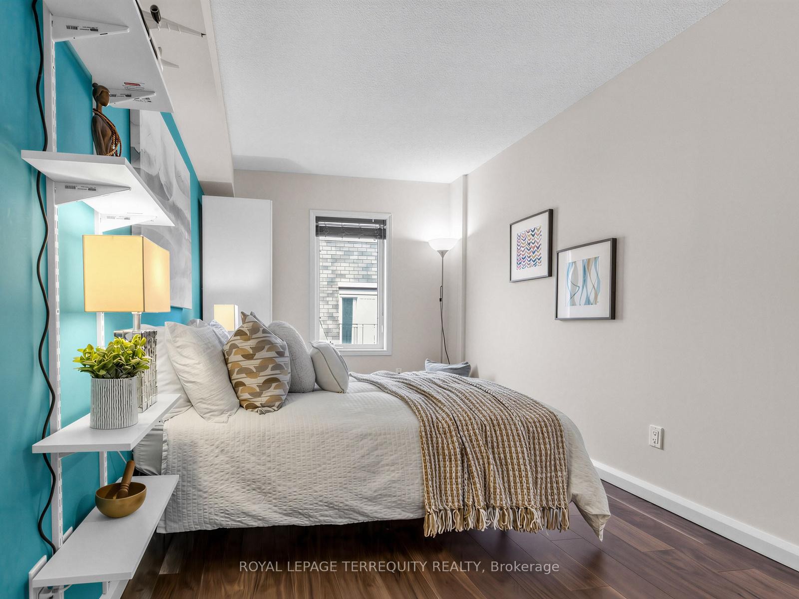 









60


Joe Shuster

Way, 301,
Toronto,




ON
M6K 1Y8

