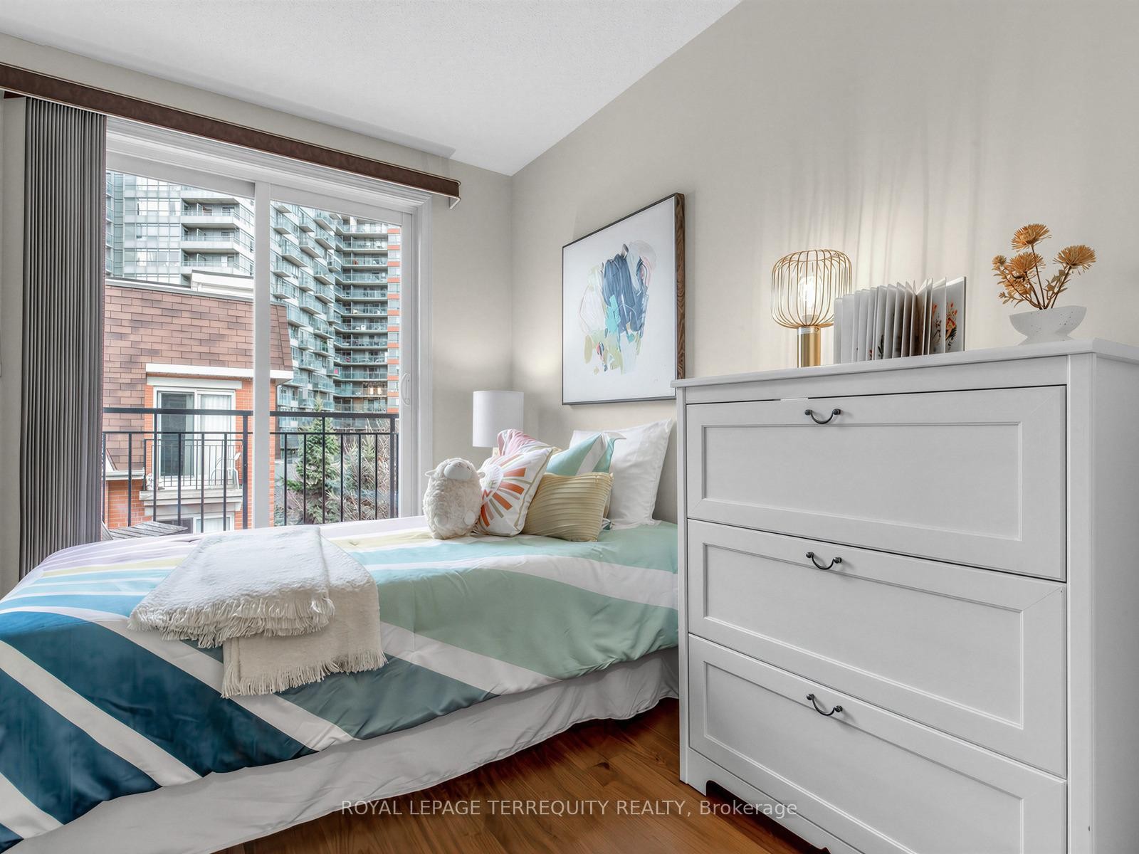 









60


Joe Shuster

Way, 301,
Toronto,




ON
M6K 1Y8

