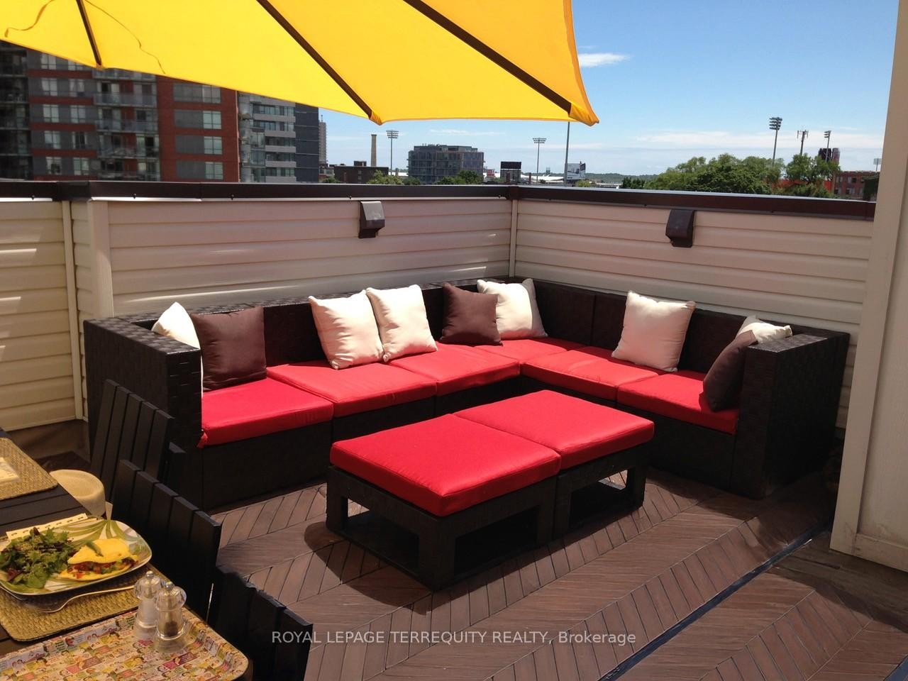 









60


Joe Shuster

Way, 301,
Toronto,




ON
M6K 1Y8

