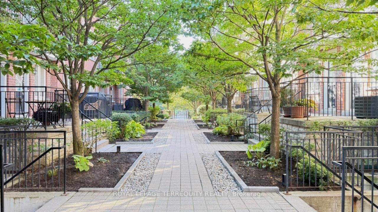 









60


Joe Shuster

Way, 301,
Toronto,




ON
M6K 1Y8

