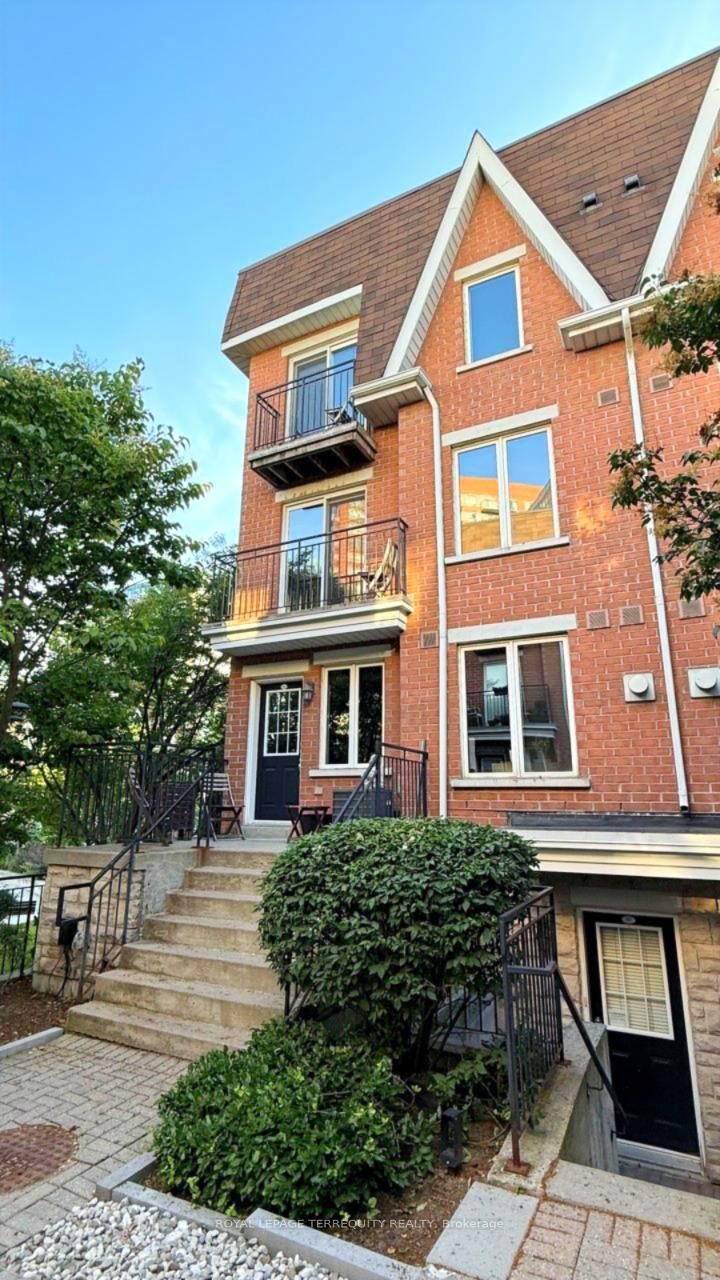 









60


Joe Shuster

Way, 301,
Toronto,




ON
M6K 1Y8

