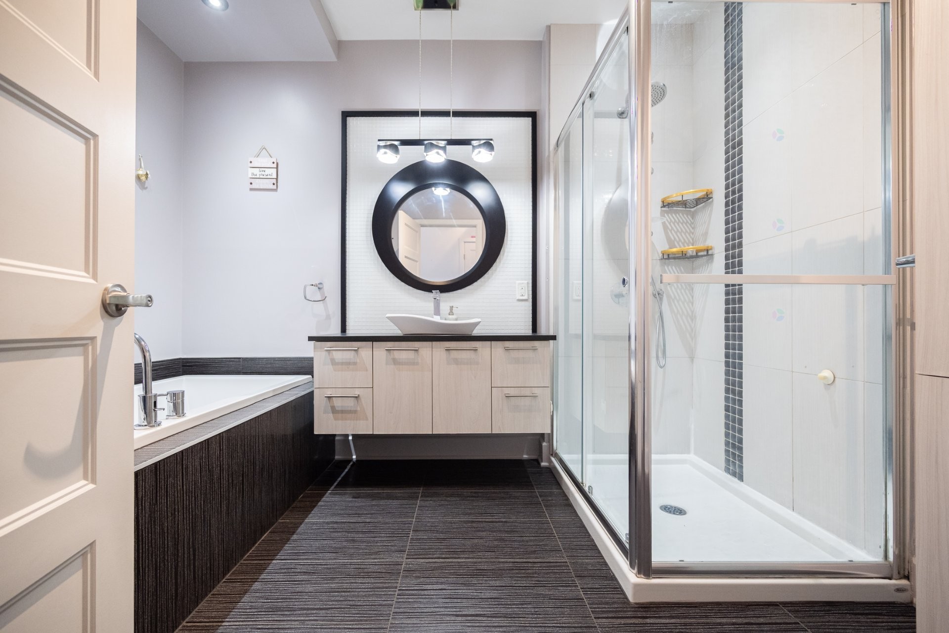 









16860


Rue Jacques-Cartier

,
Mirabel,




QC
J7J0M1

