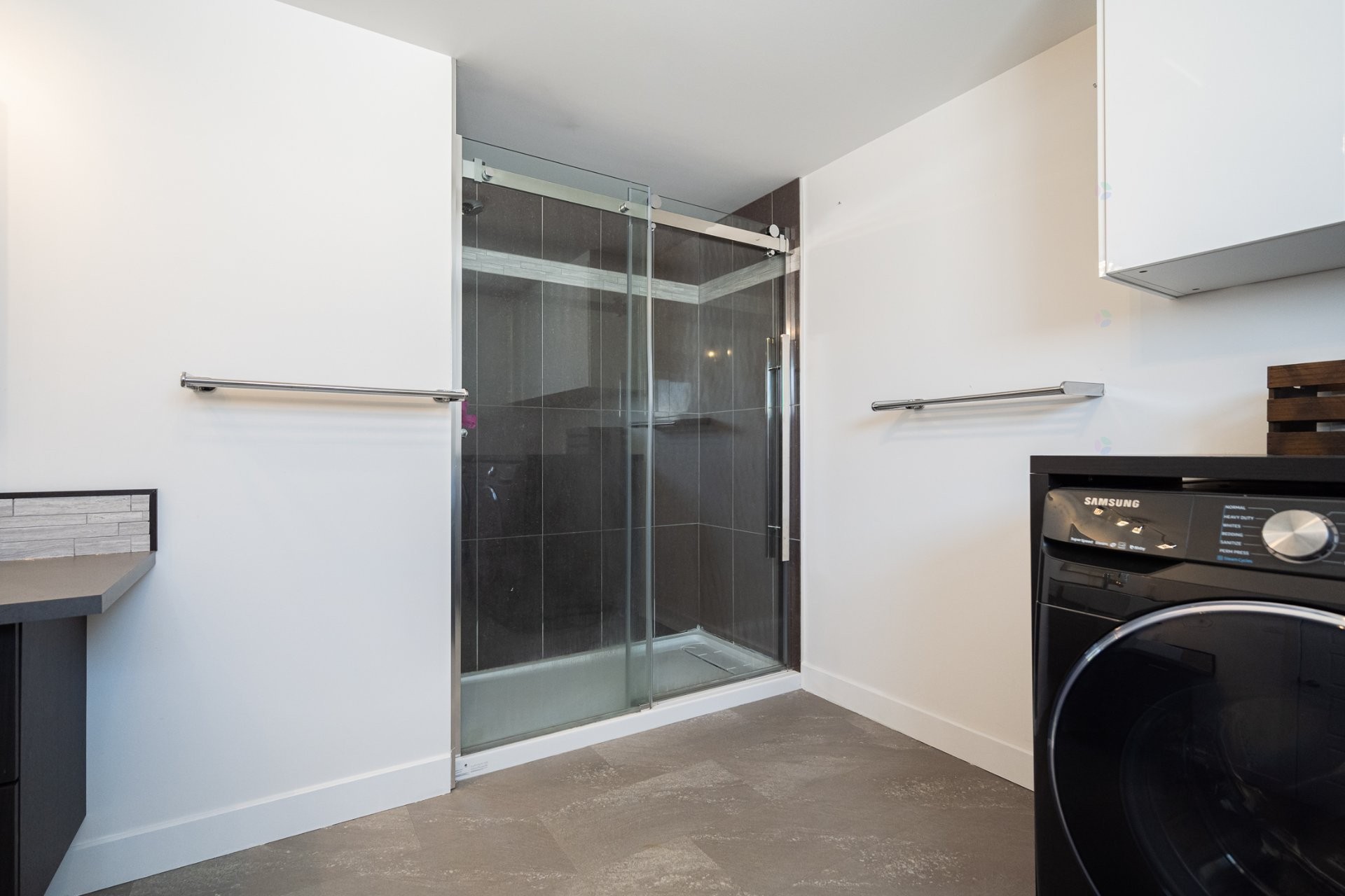 









16860


Rue Jacques-Cartier

,
Mirabel,




QC
J7J0M1

