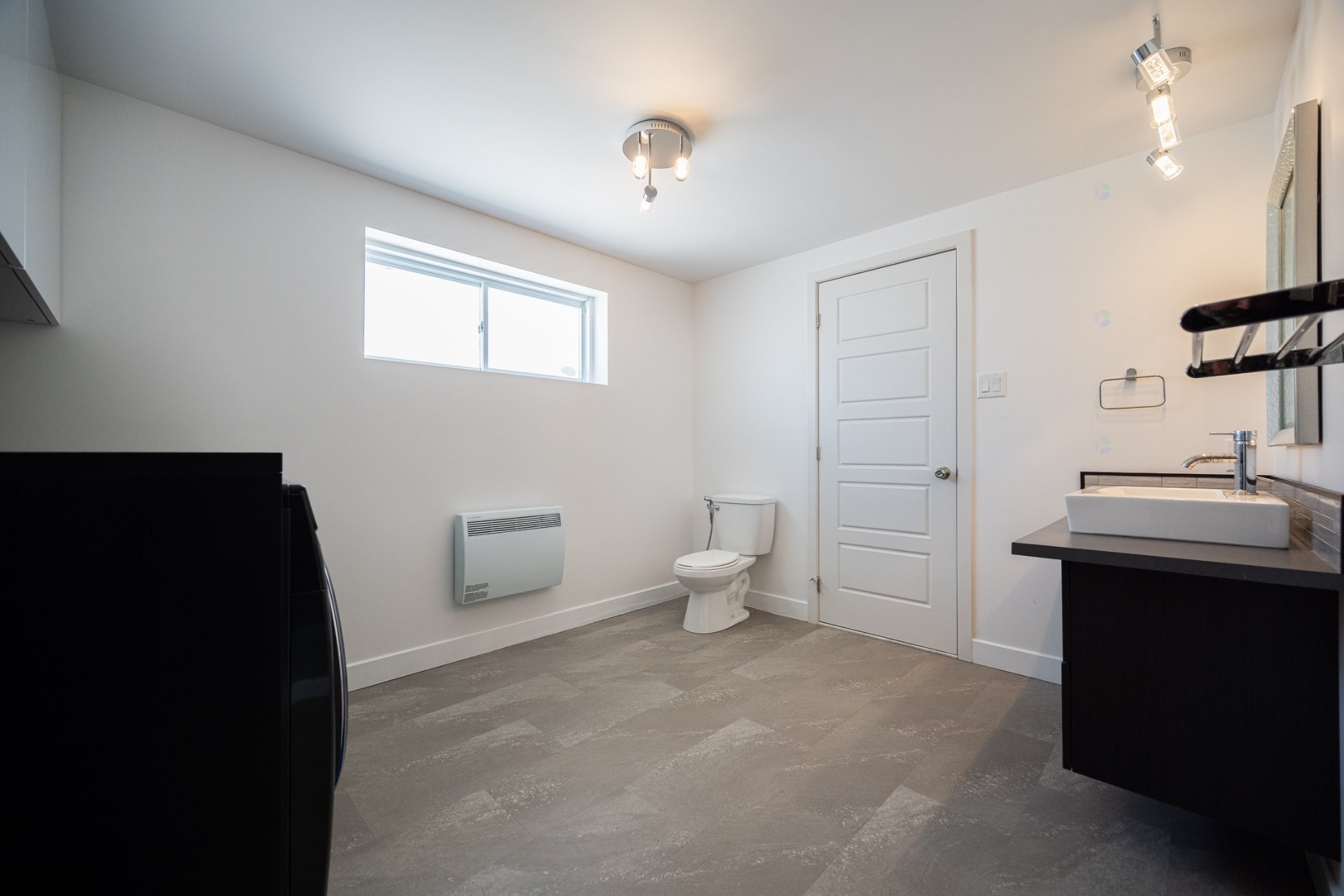 









16860


Rue Jacques-Cartier

,
Mirabel,




QC
J7J0M1

