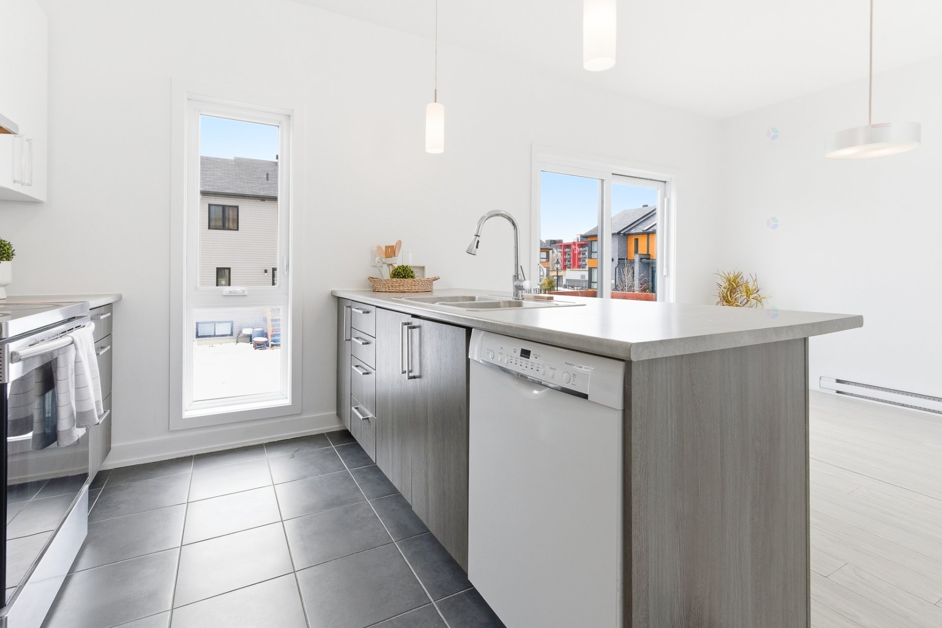 









39


Rue du Pirée

,
Gatineau (Aylmer),




QC
J9J4B3

