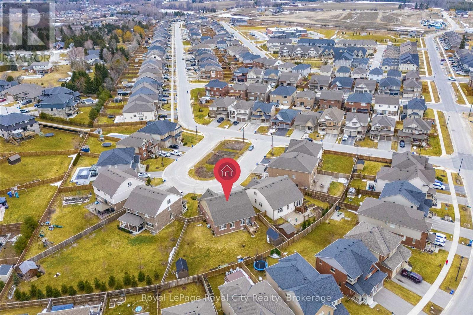 












31 CONLIN COURT

,
Centre Wellington (Fergus),




Ontario
N1M0H2

