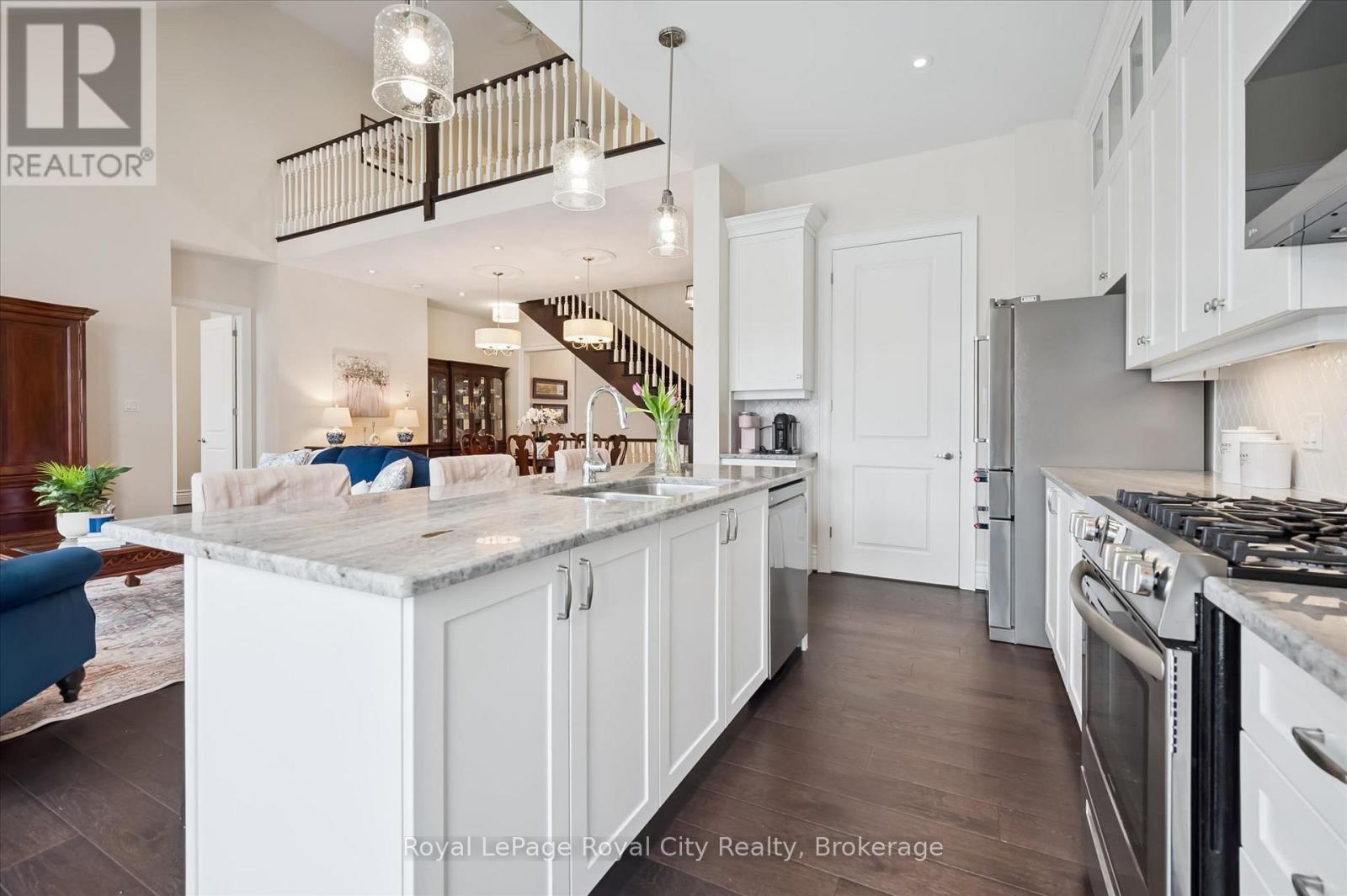 












31 CONLIN COURT

,
Centre Wellington (Fergus),




Ontario
N1M0H2

