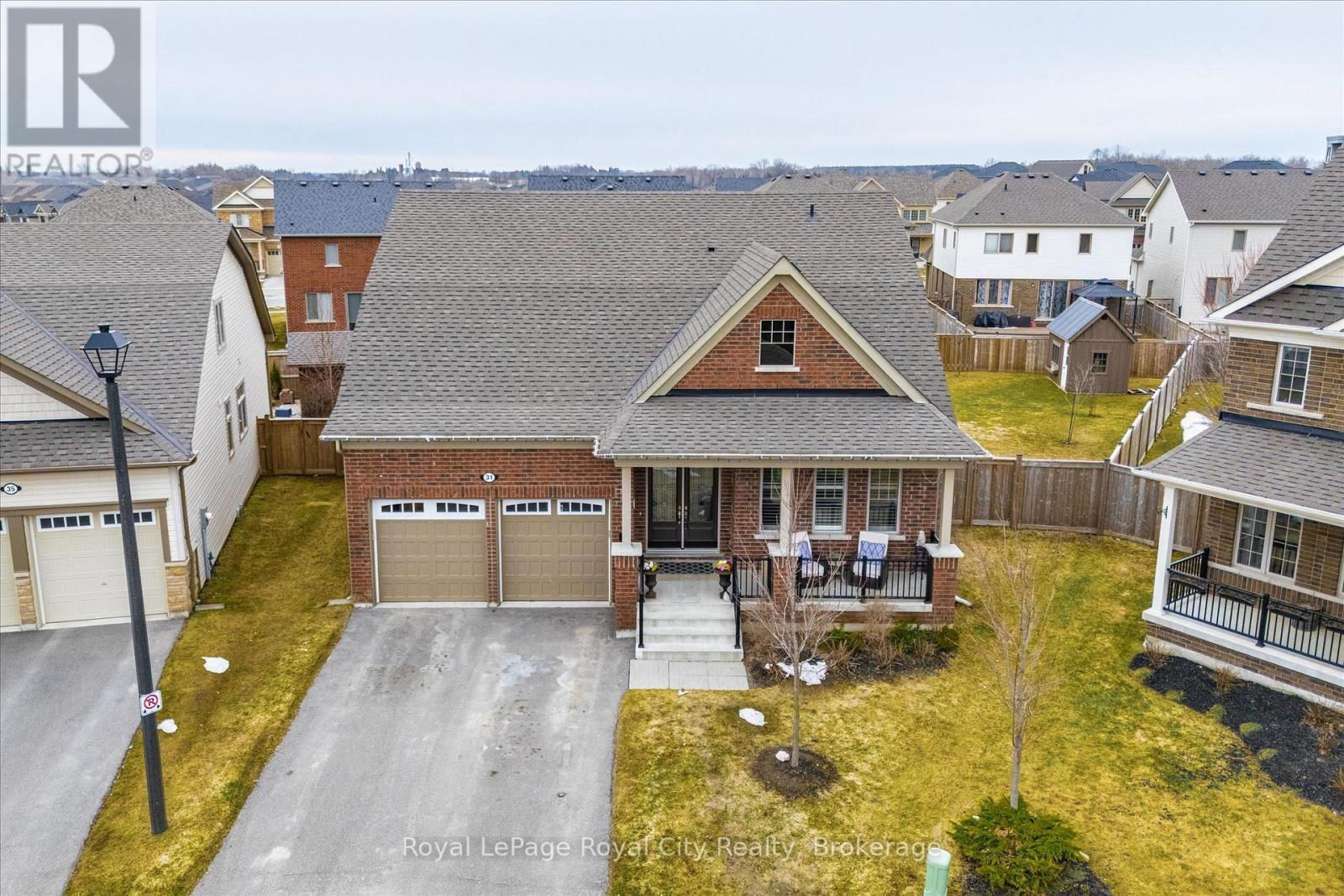 












31 CONLIN COURT

,
Centre Wellington (Fergus),




Ontario
N1M0H2

