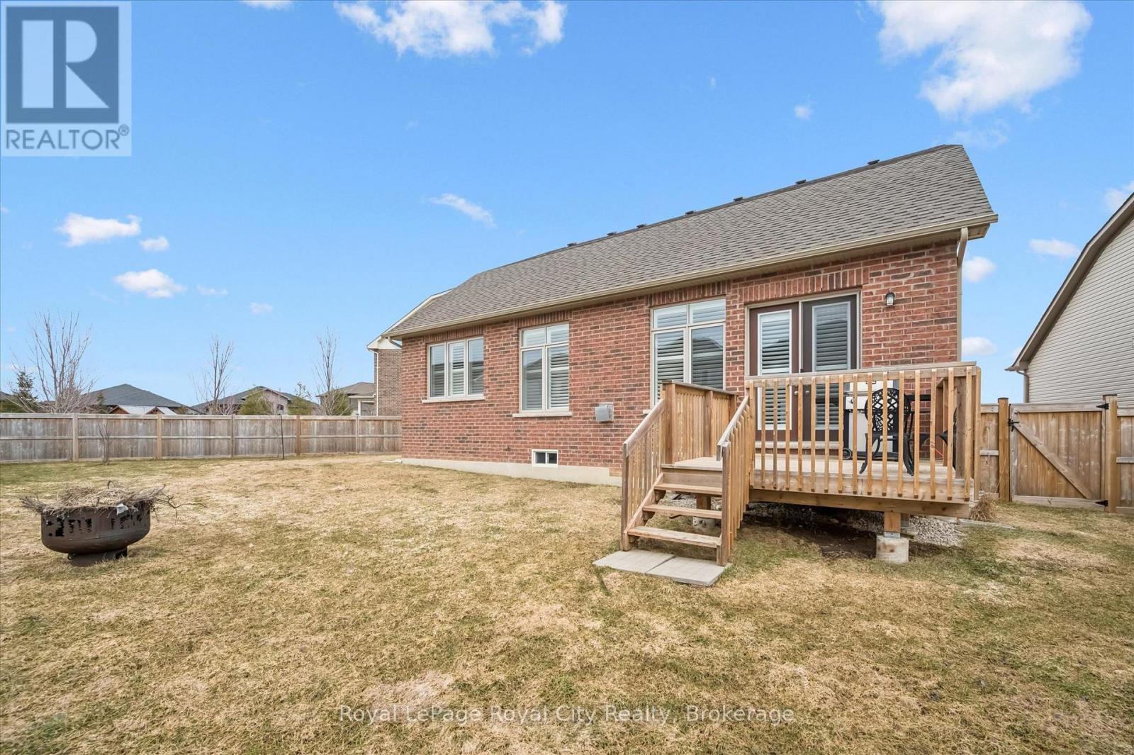 












31 CONLIN COURT

,
Centre Wellington (Fergus),




Ontario
N1M0H2

