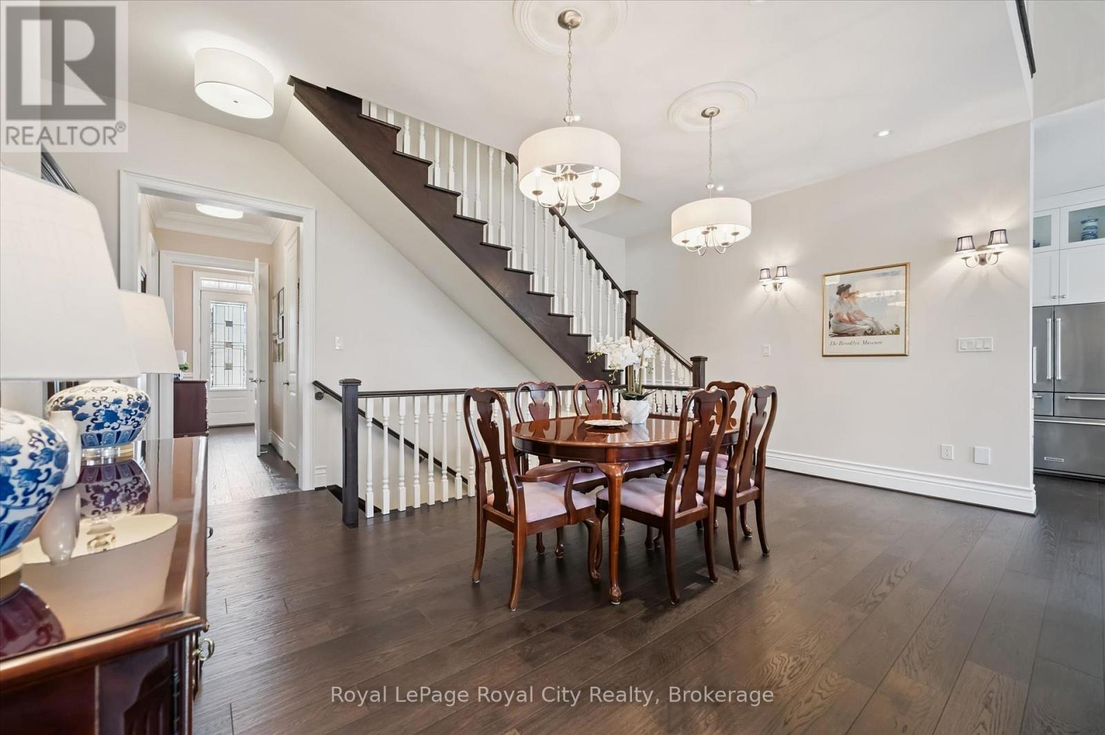 












31 CONLIN COURT

,
Centre Wellington (Fergus),




Ontario
N1M0H2

