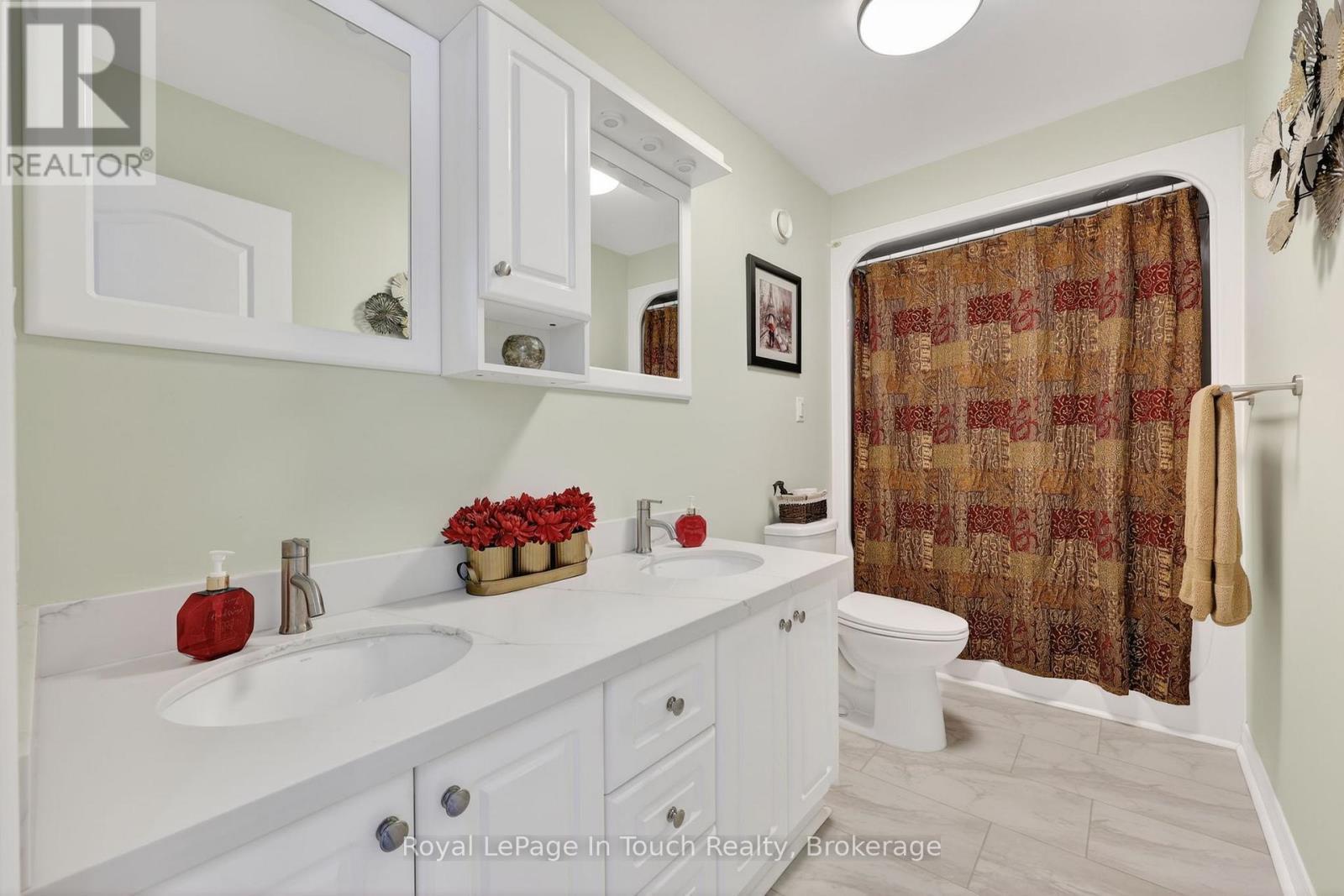 












3225 10 LINE N

,
Oro-Medonte,




Ontario
L0L1T0

