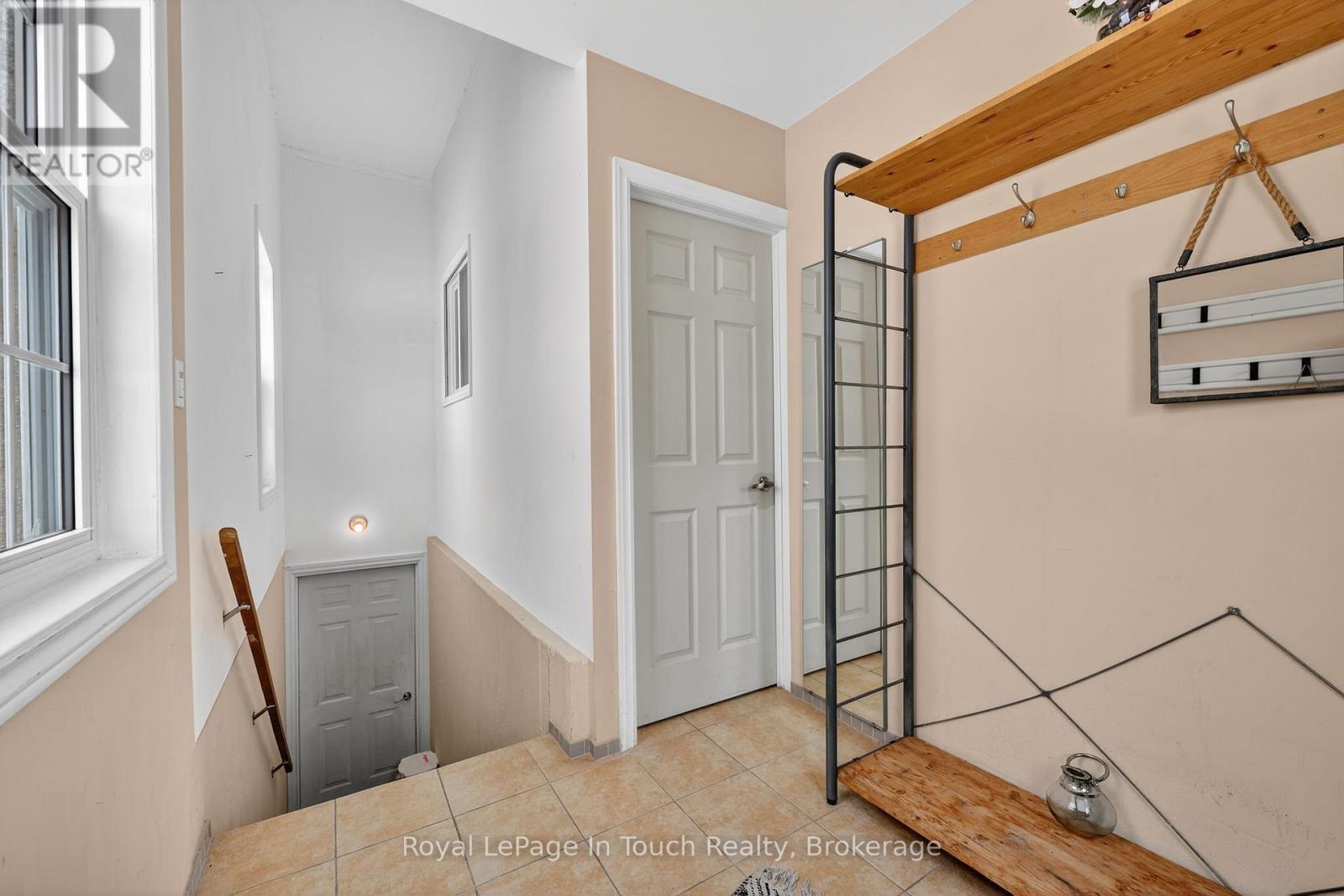 












3225 10 LINE N

,
Oro-Medonte,




Ontario
L0L1T0

