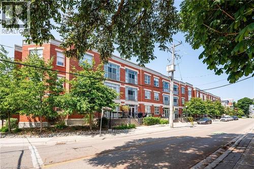 View of apartment building / complex