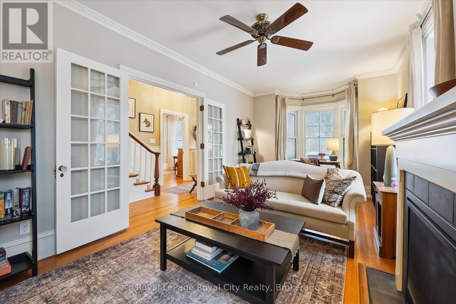 












16 OXFORD STREET

,
Guelph (Downtown),




Ontario
N1H2M3

