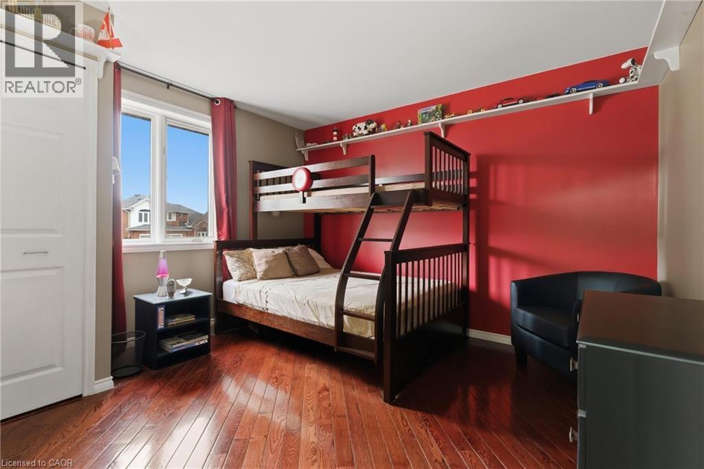 












833 BRIGADOON Drive

,
Hamilton,




Ontario
L9C7P2

