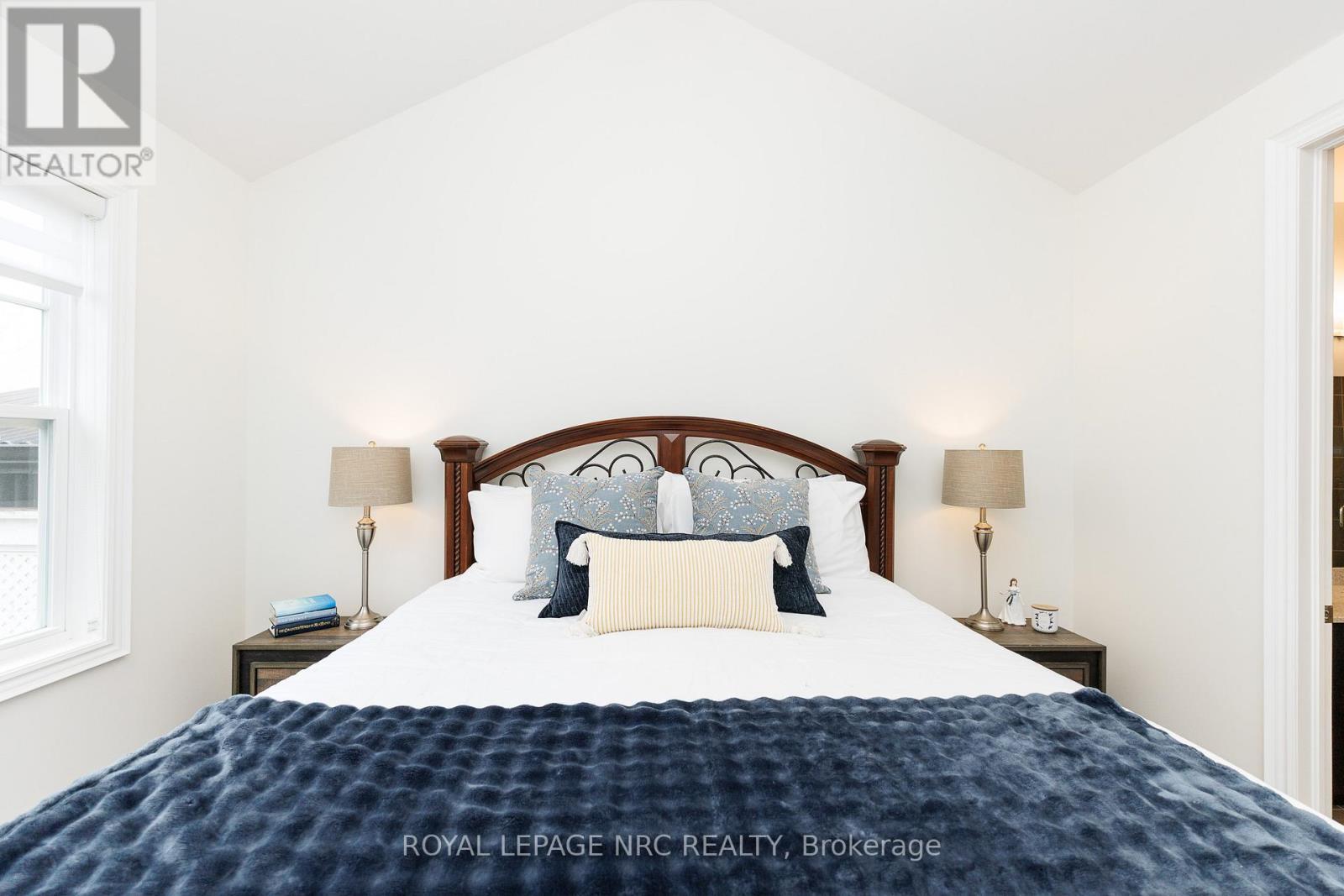 












68 PARADISE GROVE

,
Niagara-on-the-Lake (Virgil),




Ontario
L0S1T0

