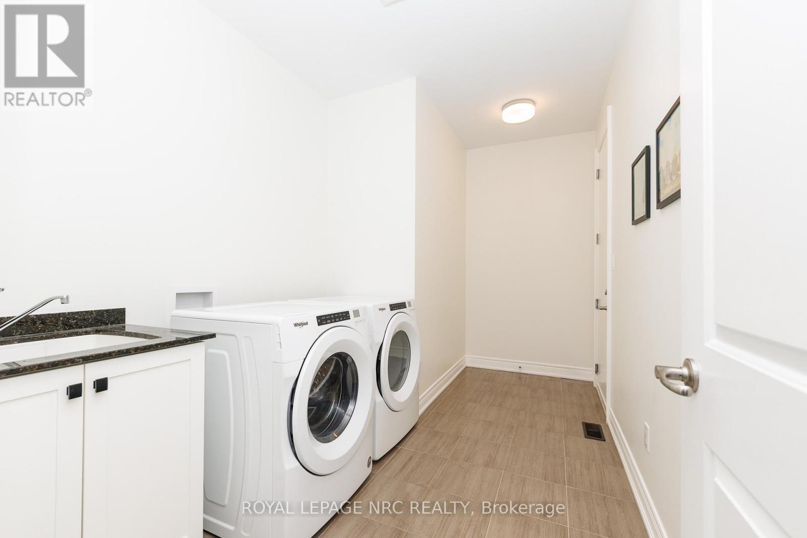 












68 PARADISE GROVE

,
Niagara-on-the-Lake (Virgil),




Ontario
L0S1T0

