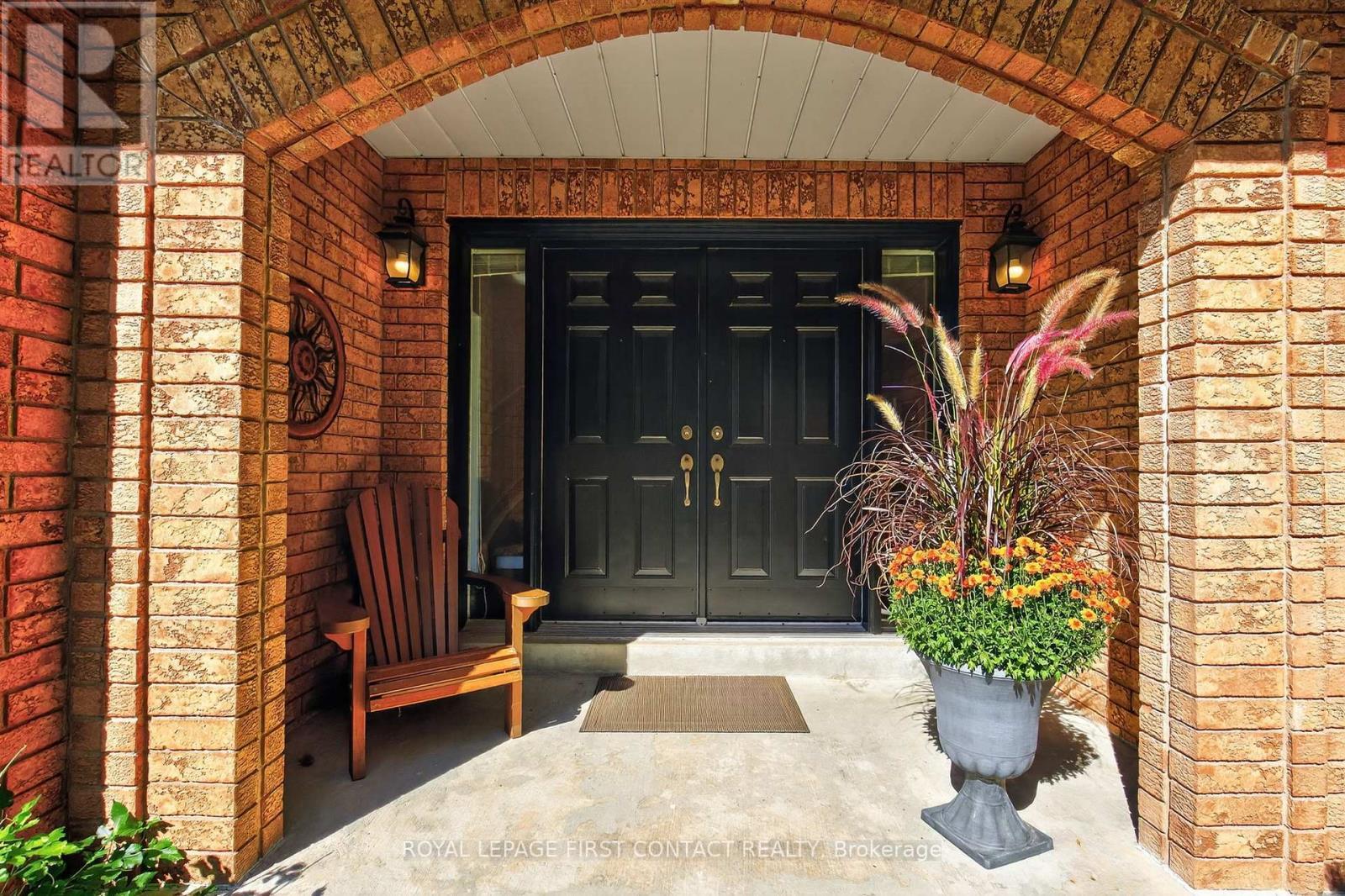 












26 EDGECOMBE TERRACE

,
Springwater,




Ontario
L9X0S2

