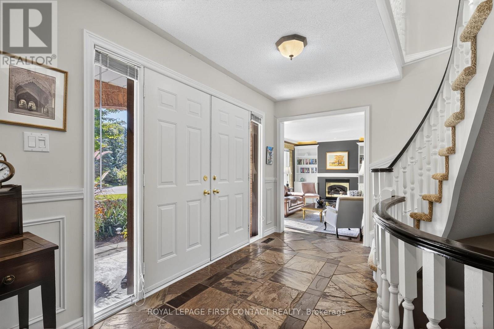 












26 EDGECOMBE TERRACE

,
Springwater,




Ontario
L9X0S2

