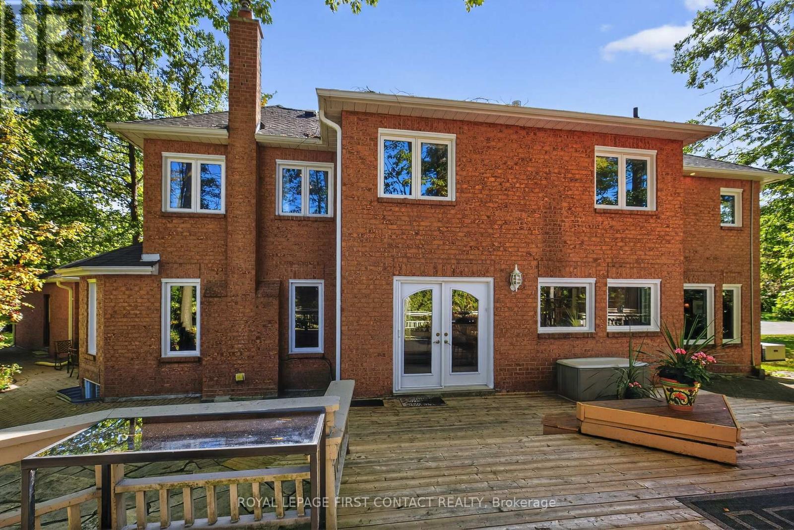 












26 EDGECOMBE TERRACE

,
Springwater,




Ontario
L9X0S2


